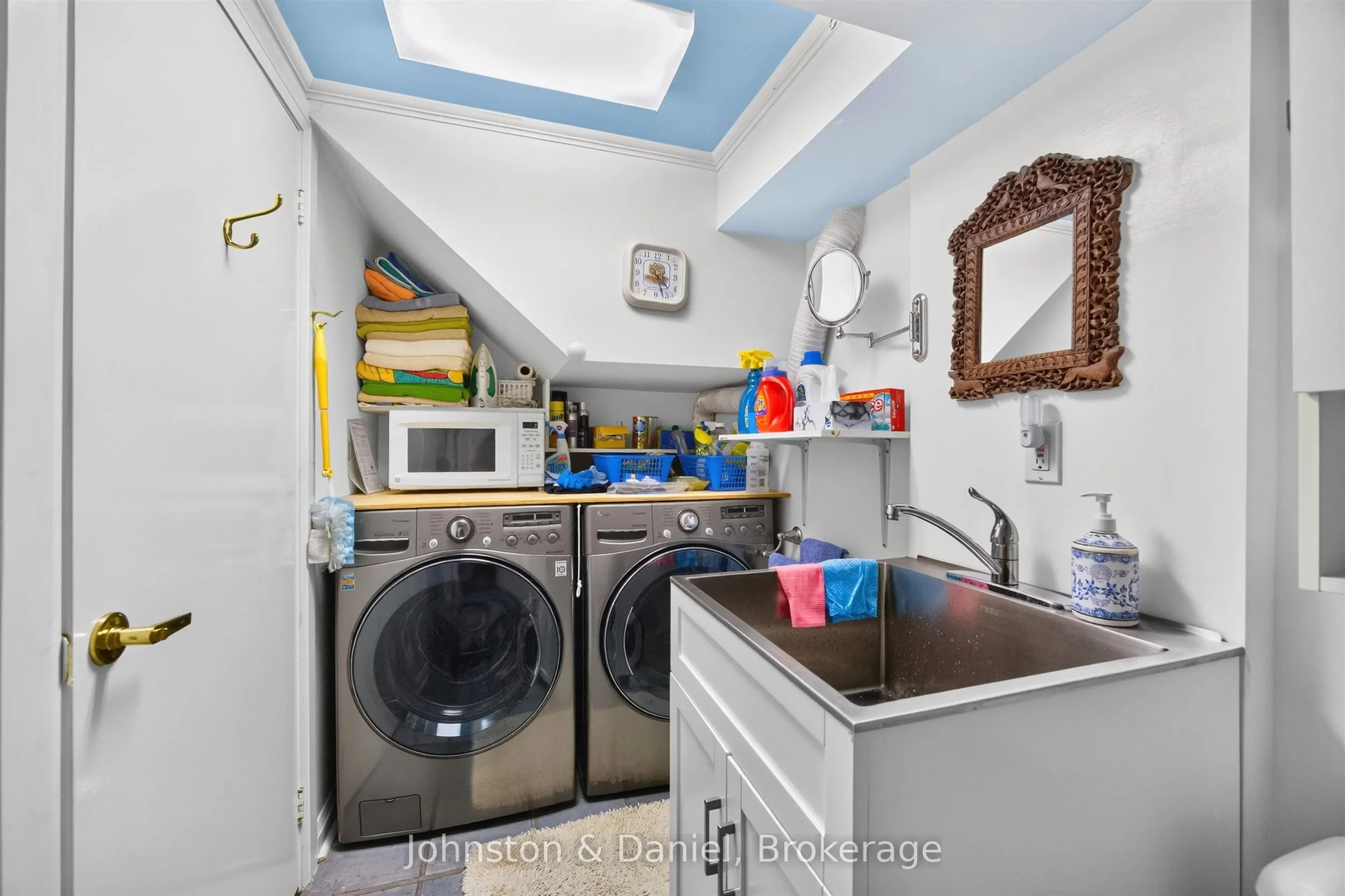 226 Chaplin Crescent