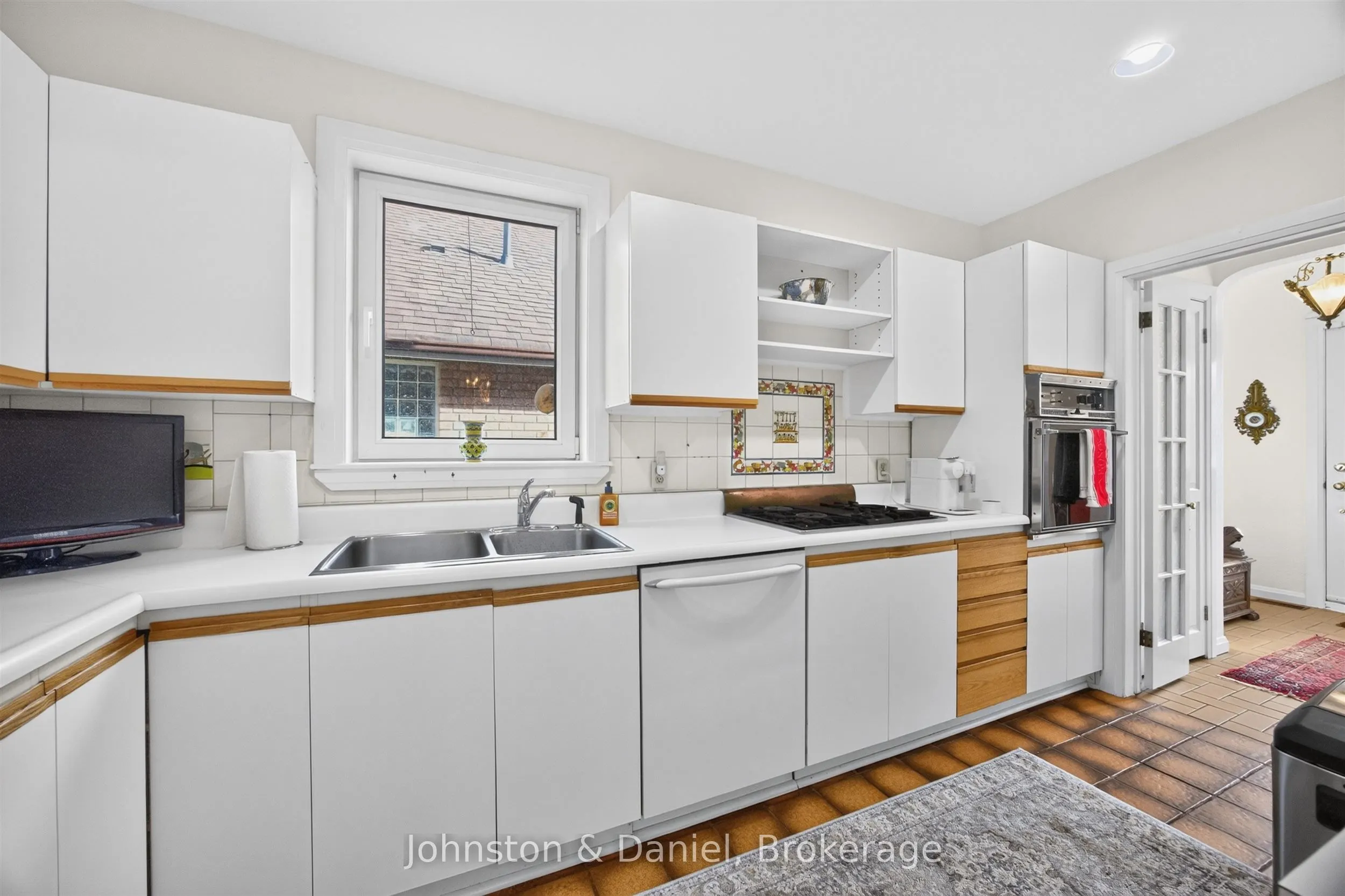 226 Chaplin Crescent