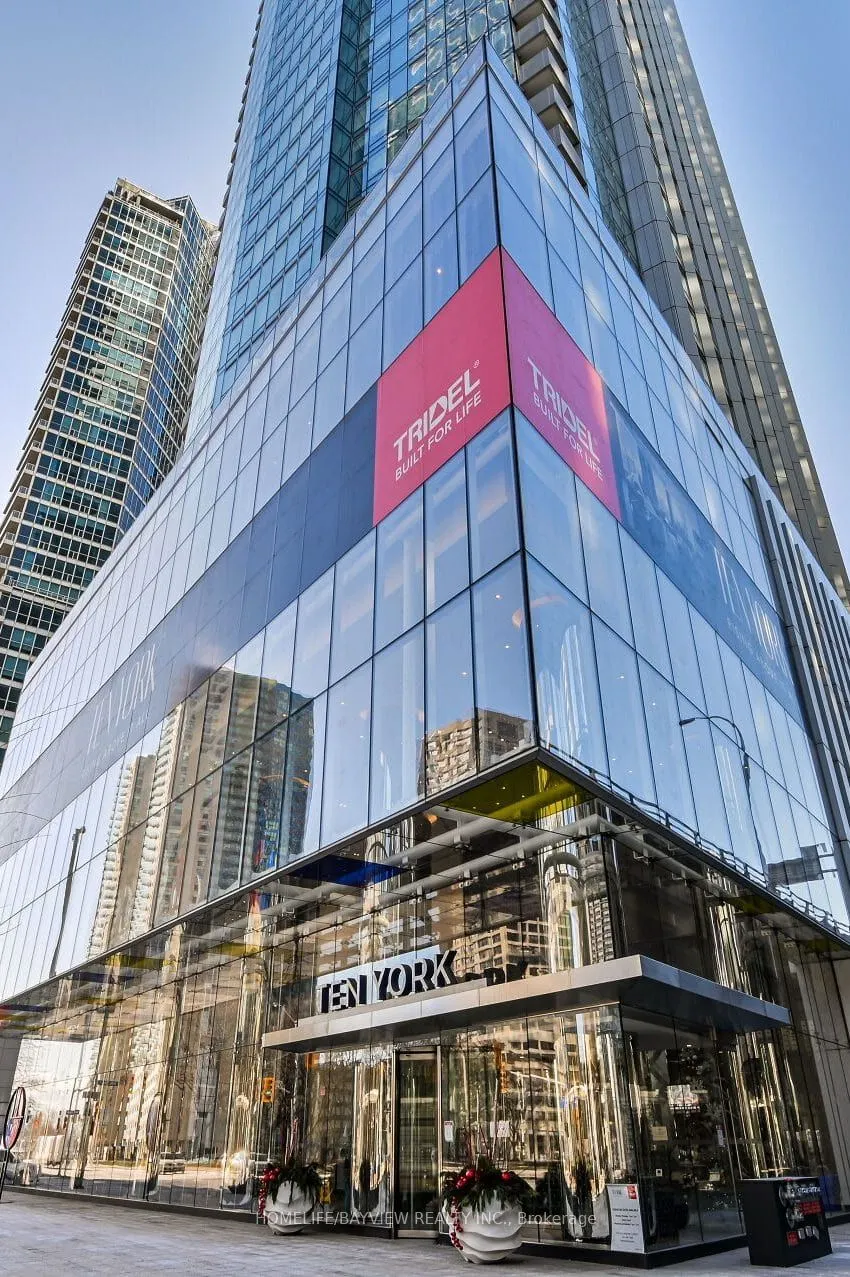 10 York Street #2707