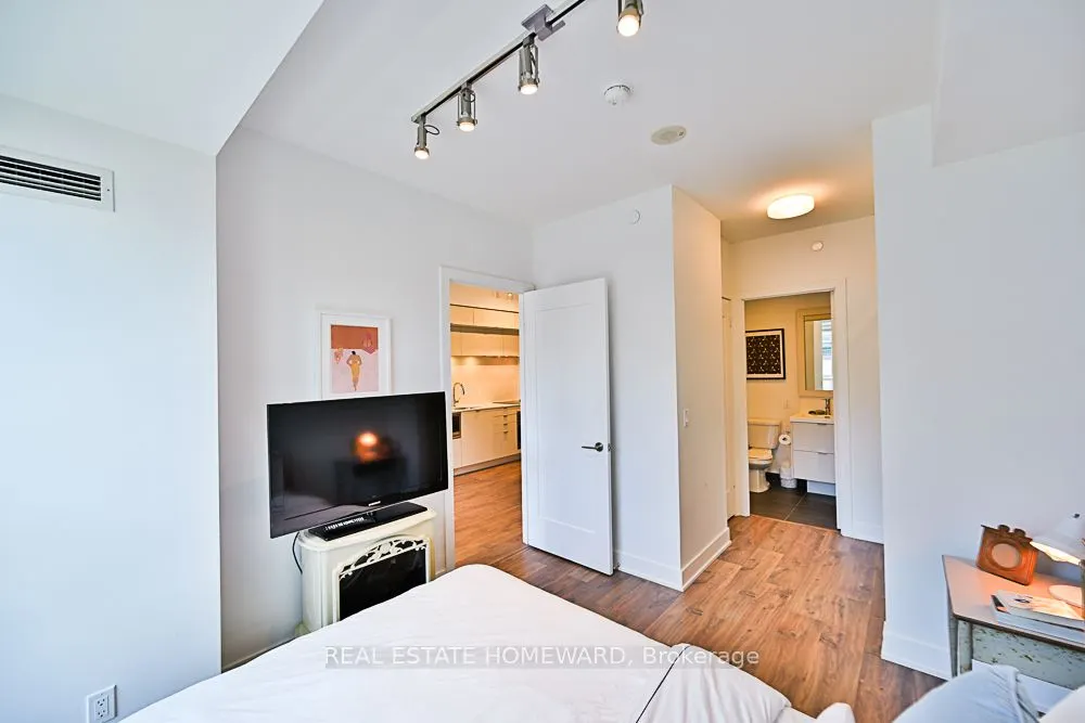 38 Cameron Street #610