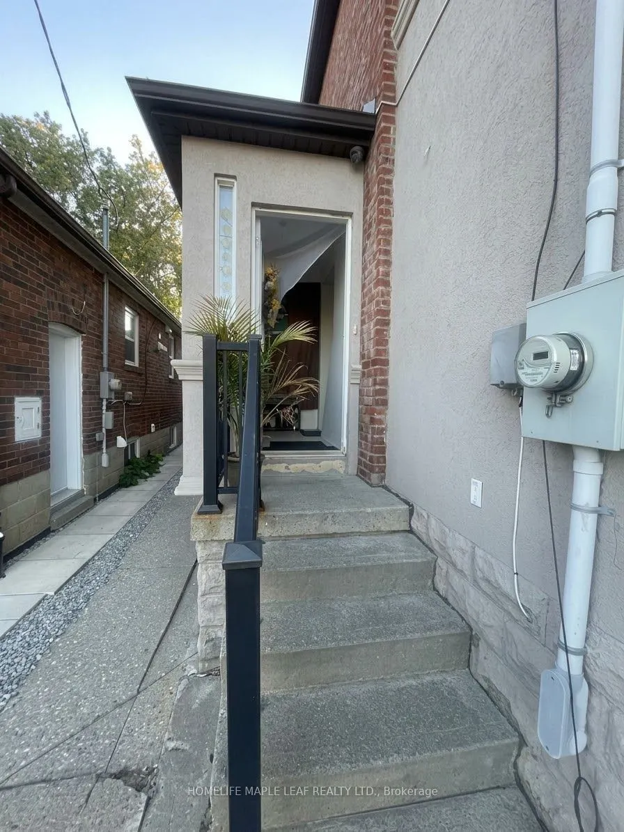 600 Oakwood Avenue