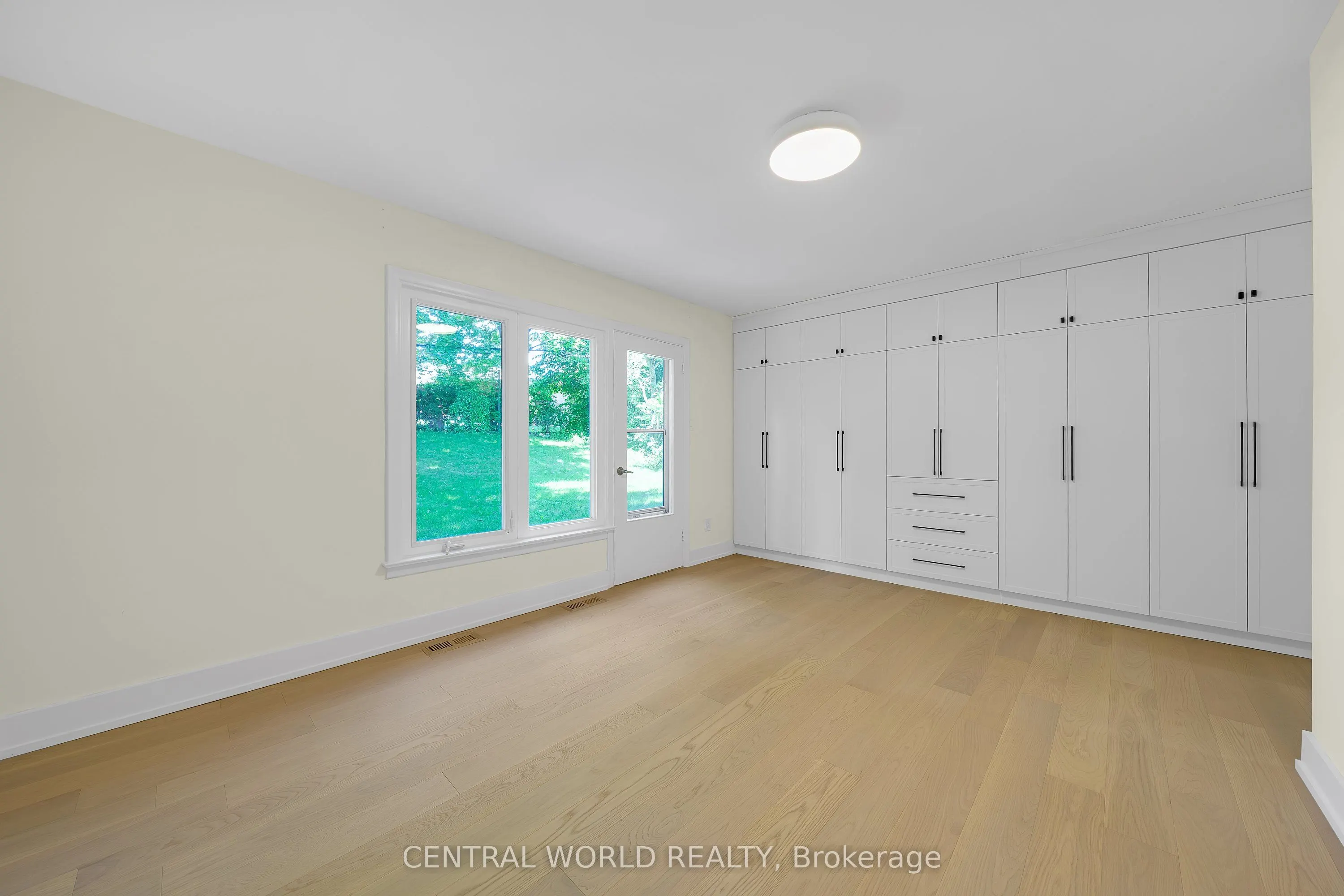 38 Denrock Drive