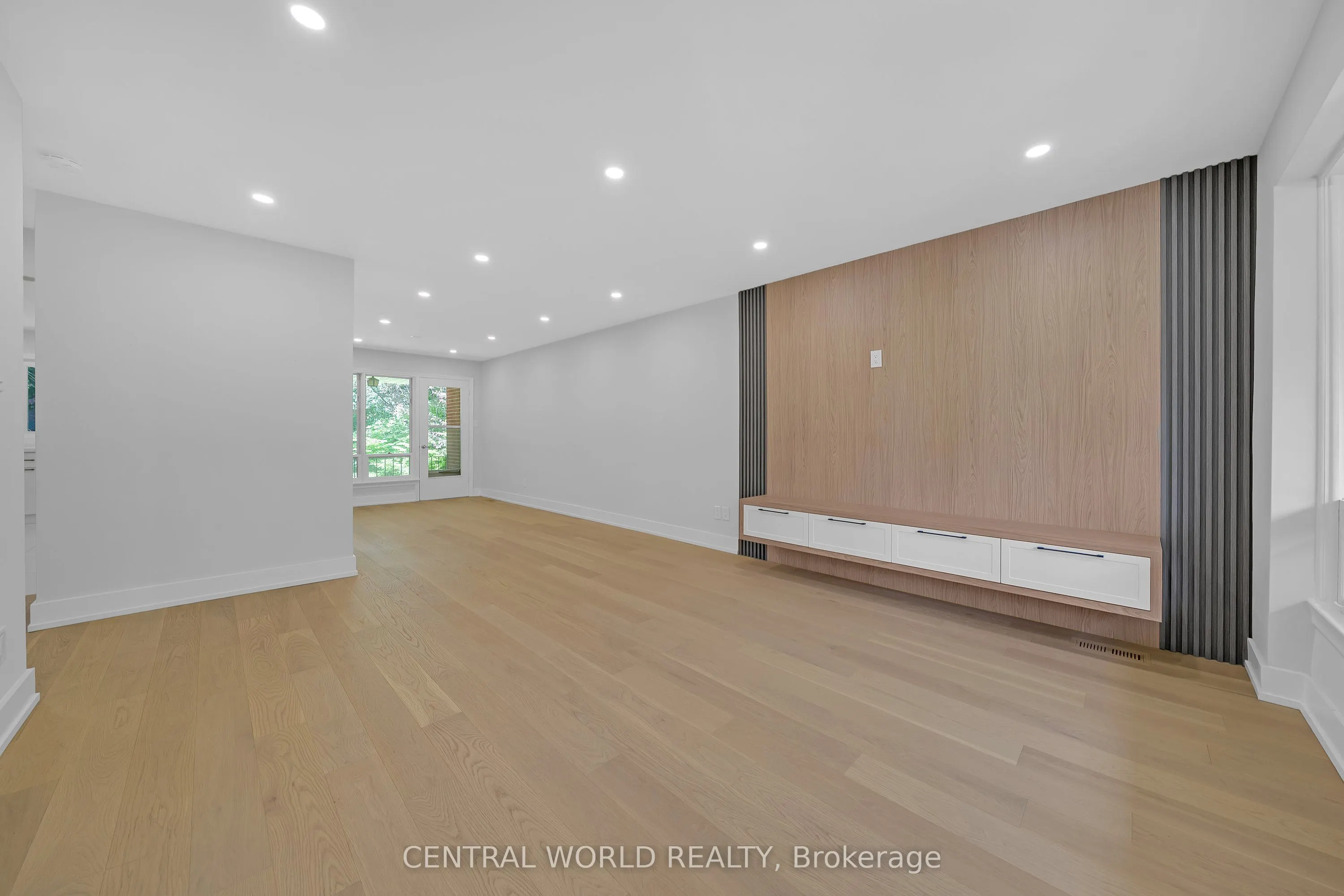 38 Denrock Drive