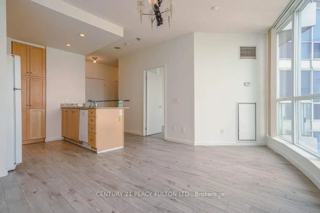 8 York Street #3513