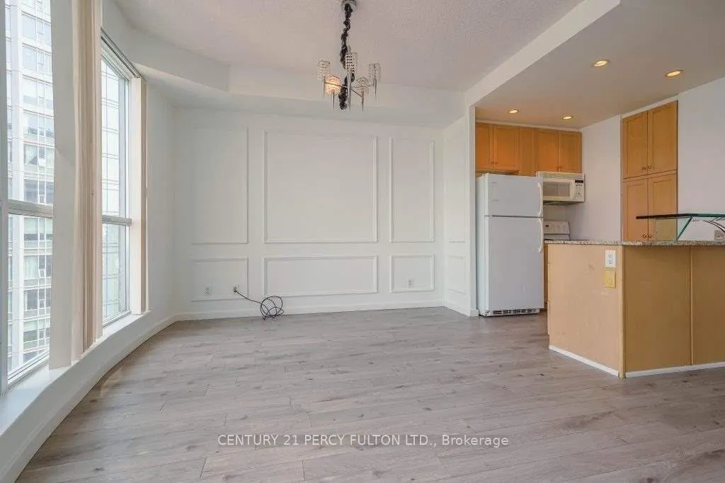 8 York Street #3513