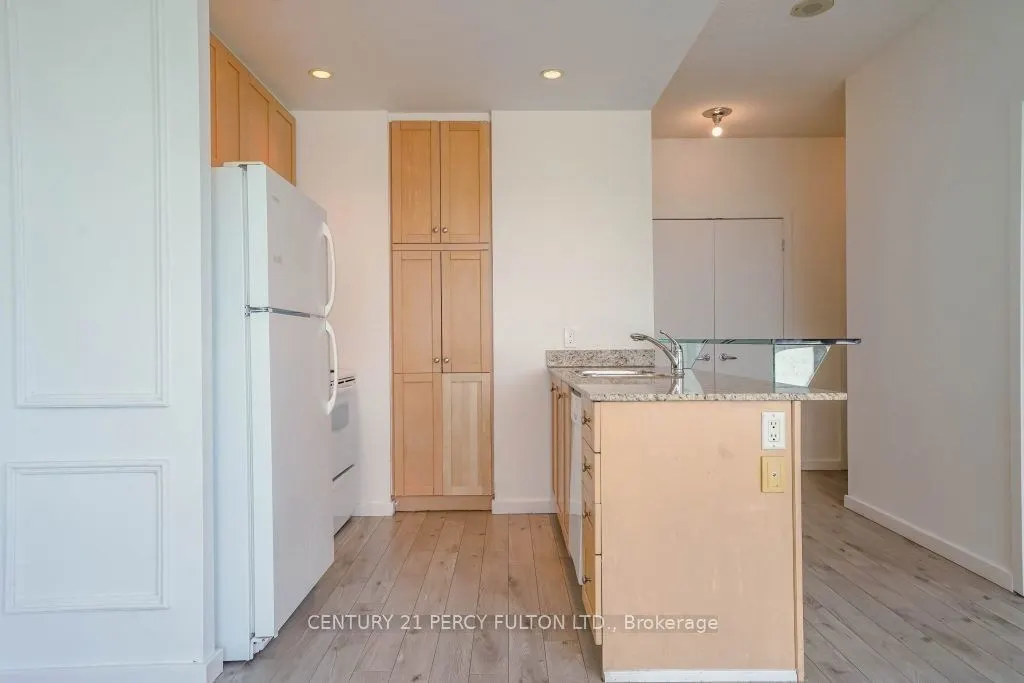 8 York Street #3513