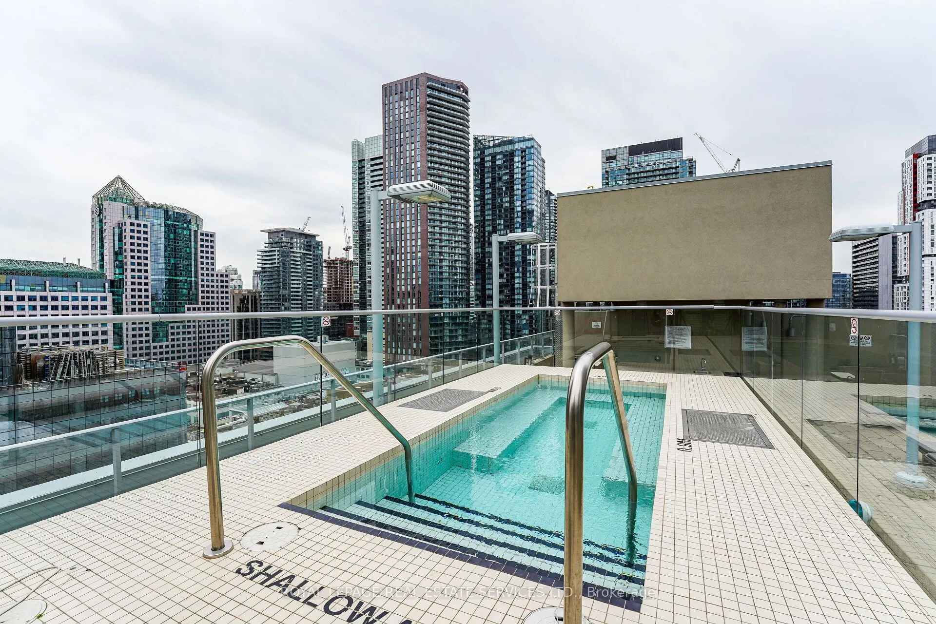 21 Nelson Street #430