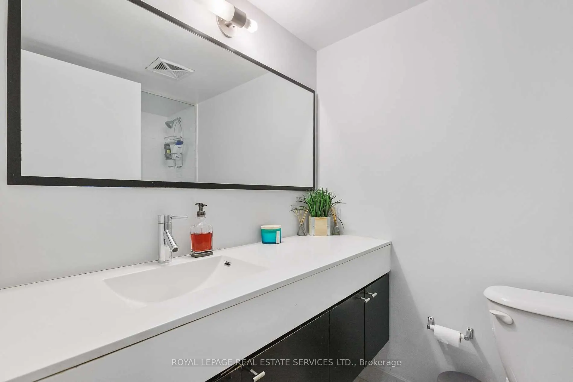 21 Nelson Street #430
