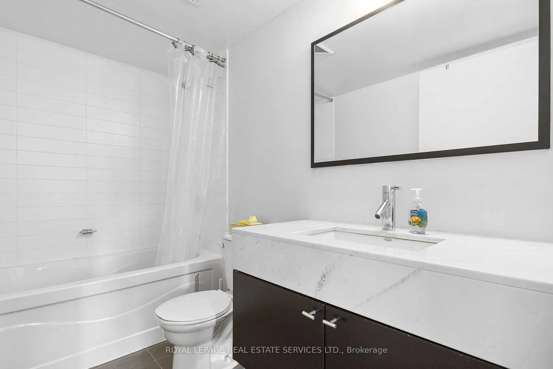 21 Nelson Street #430