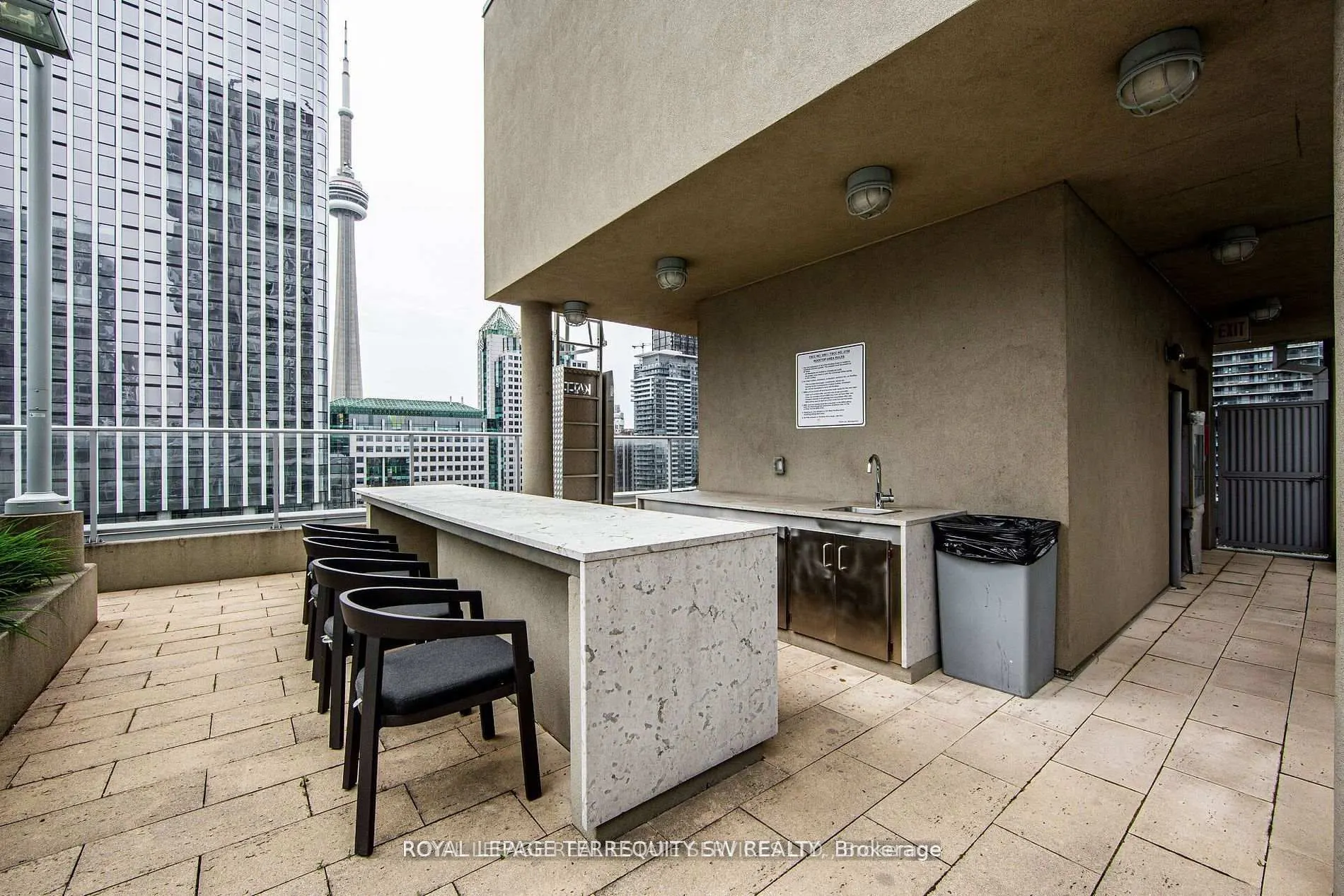 21 Nelson Street #430