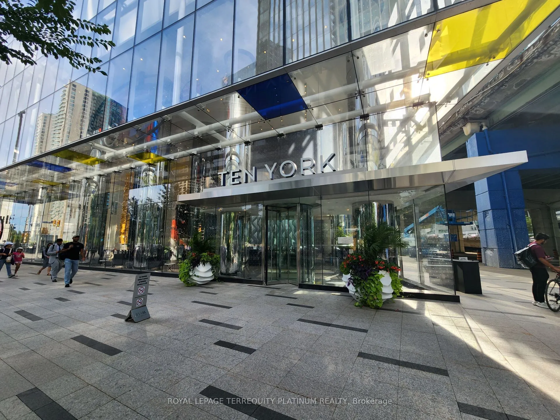 10 York Street #3212