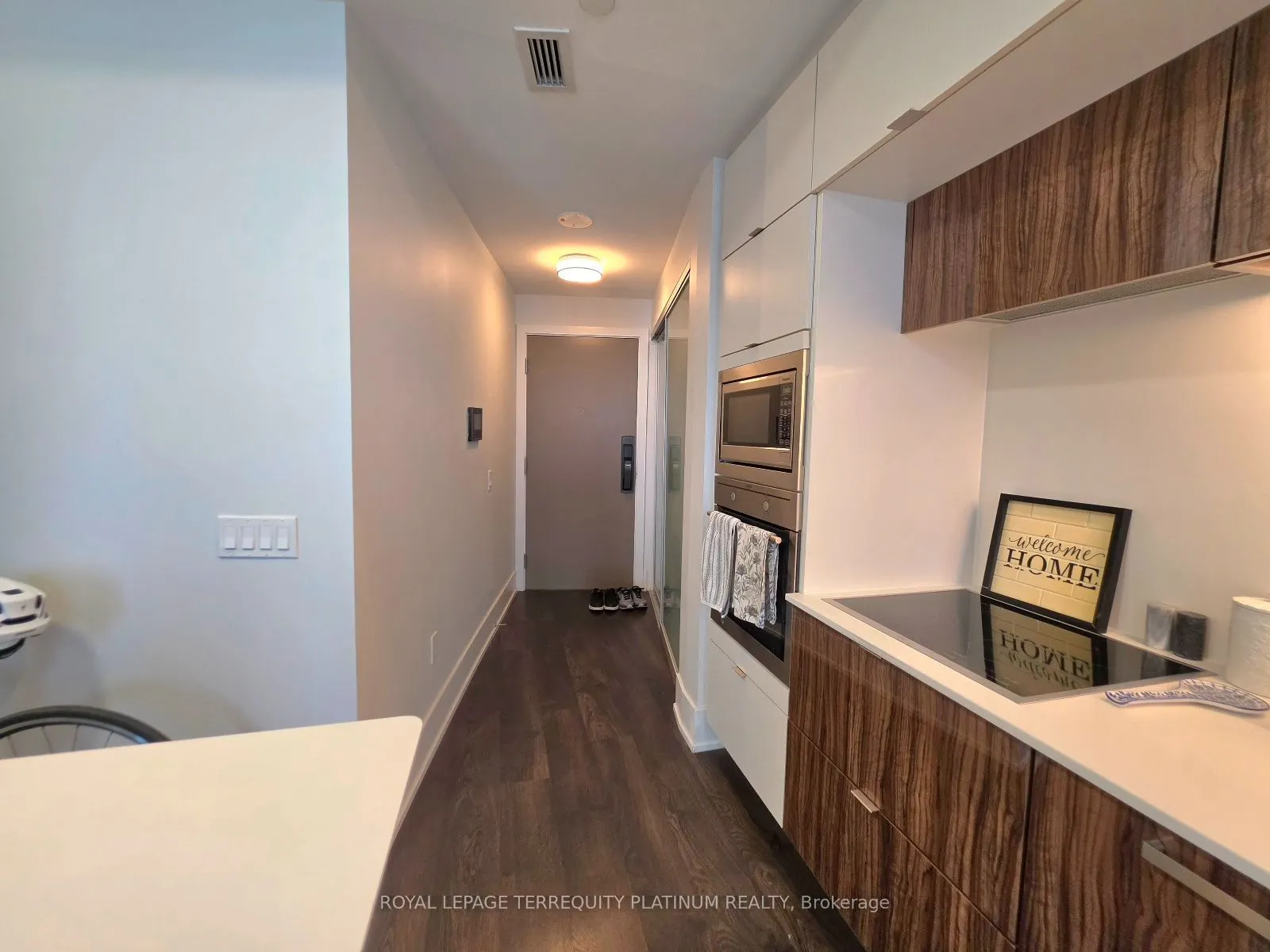10 York Street #3212