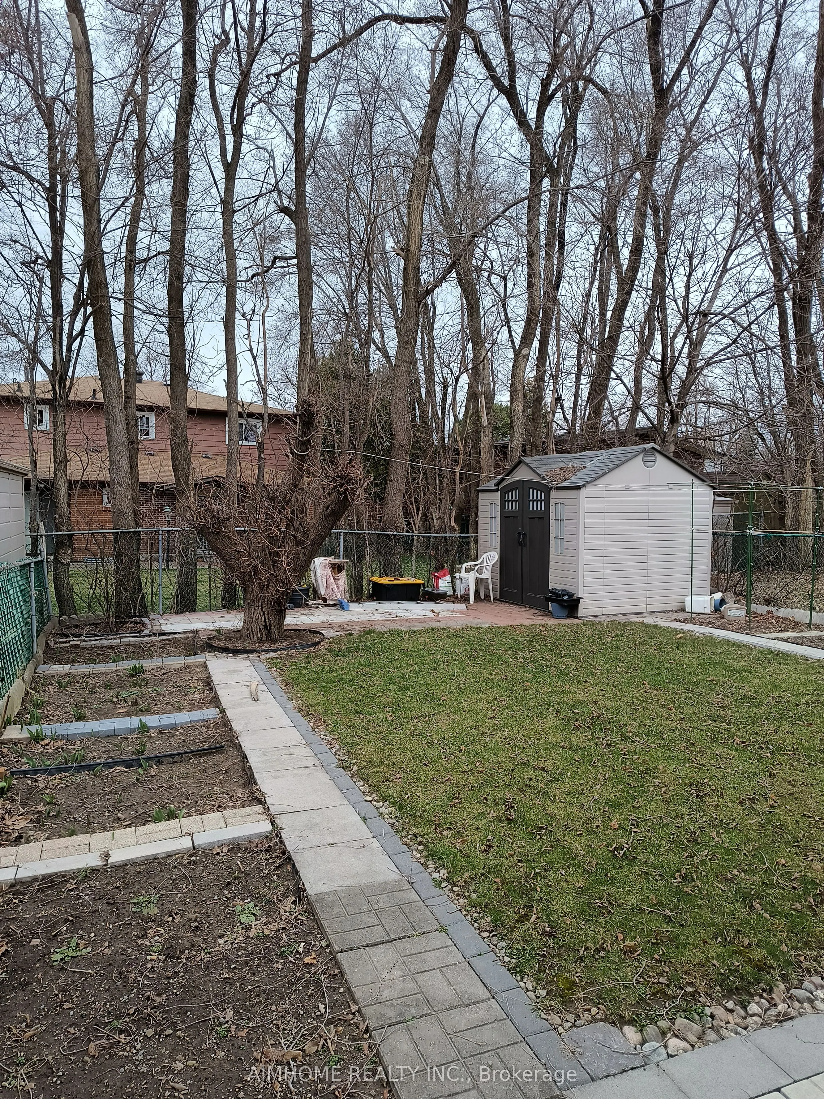 68 Mentor Boulevard