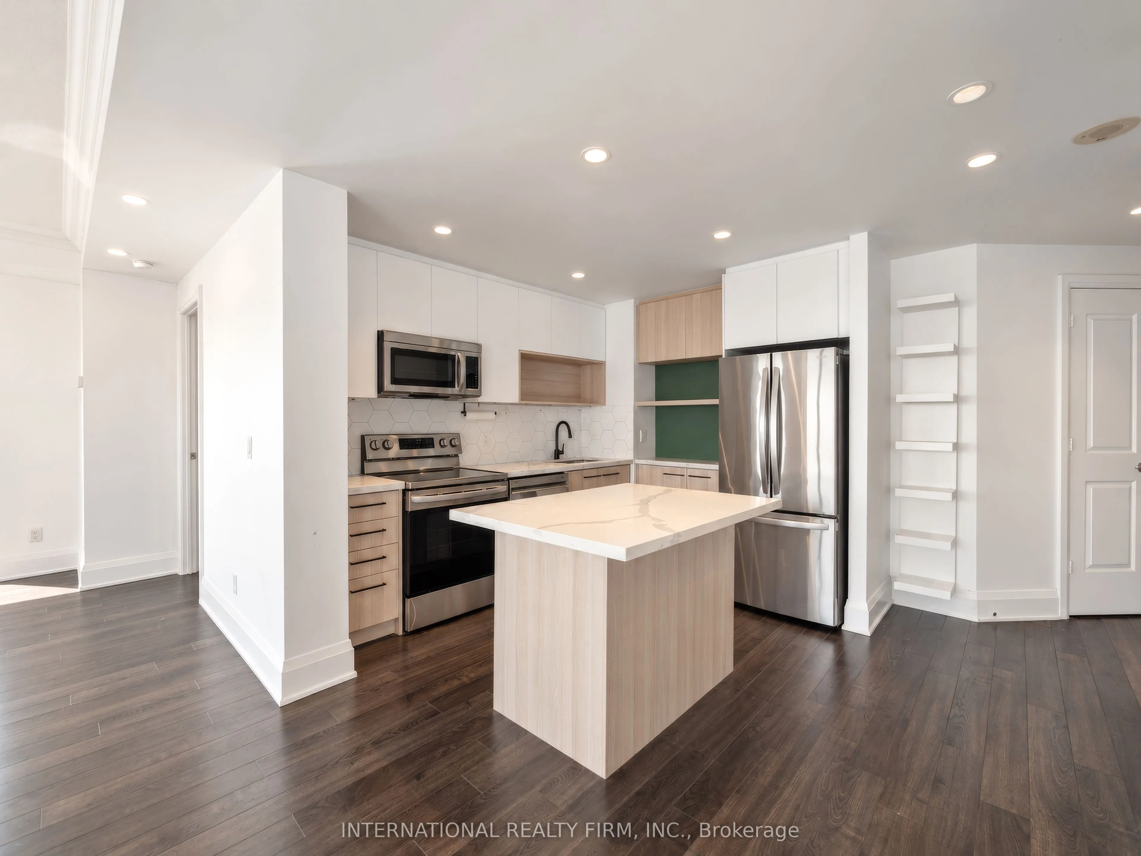 100 Harrison Garden Boulevard #925