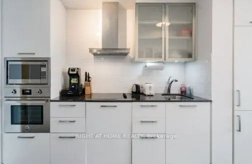 14 York Street #3502