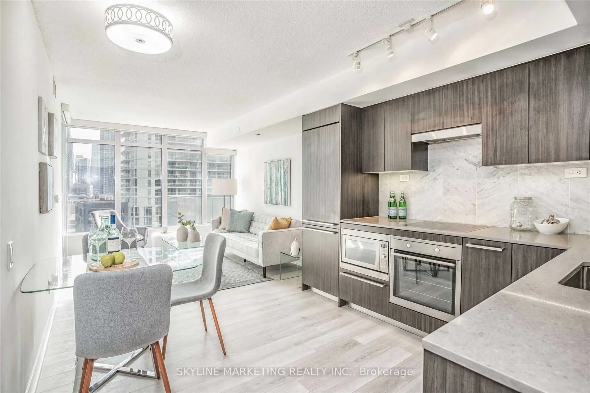 70 Queens wharf Road #811