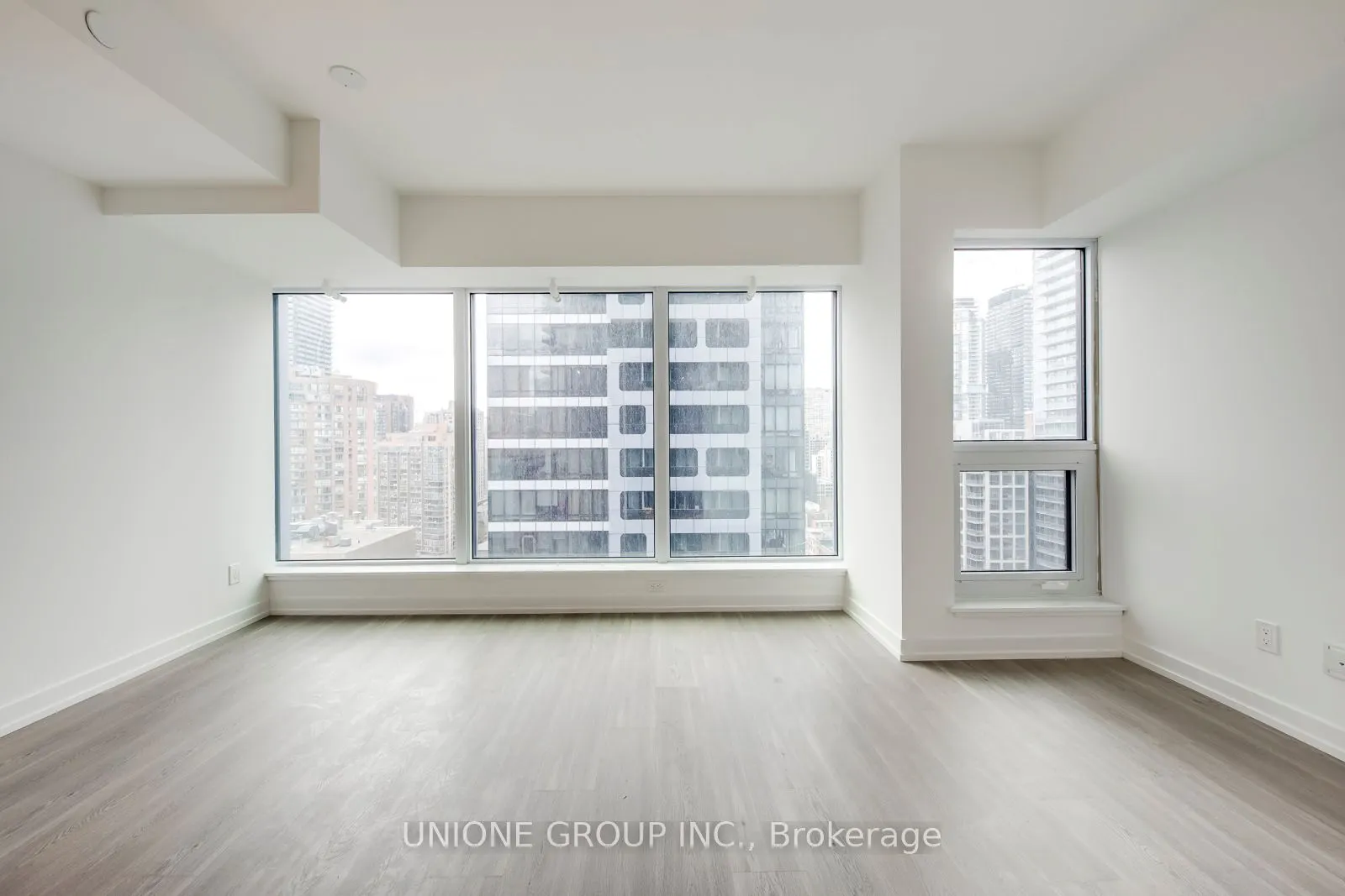 8 Wellesley Street W #2506