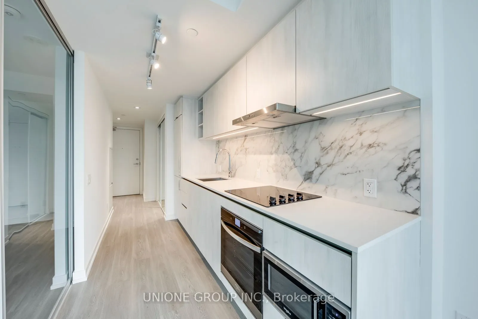 8 Wellesley Street W #2506