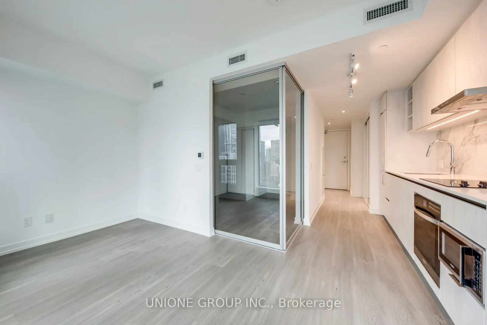 8 Wellesley Street W #2506