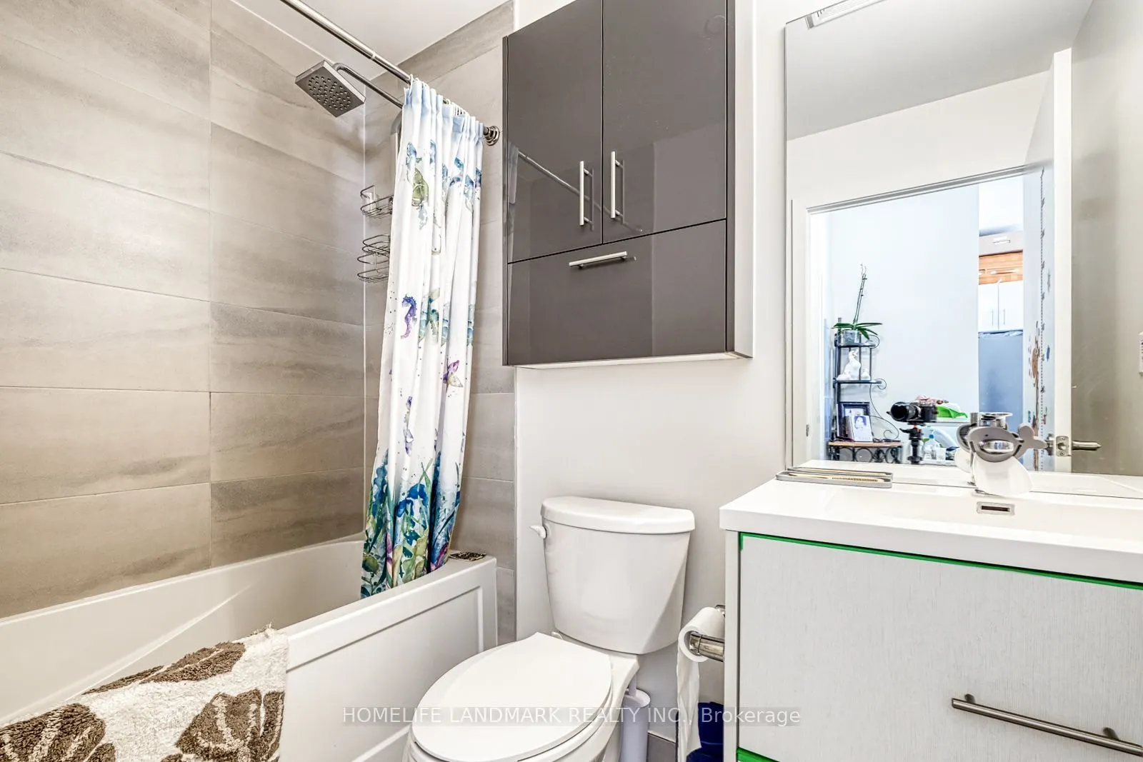 188 Fairview Mall Drive #109