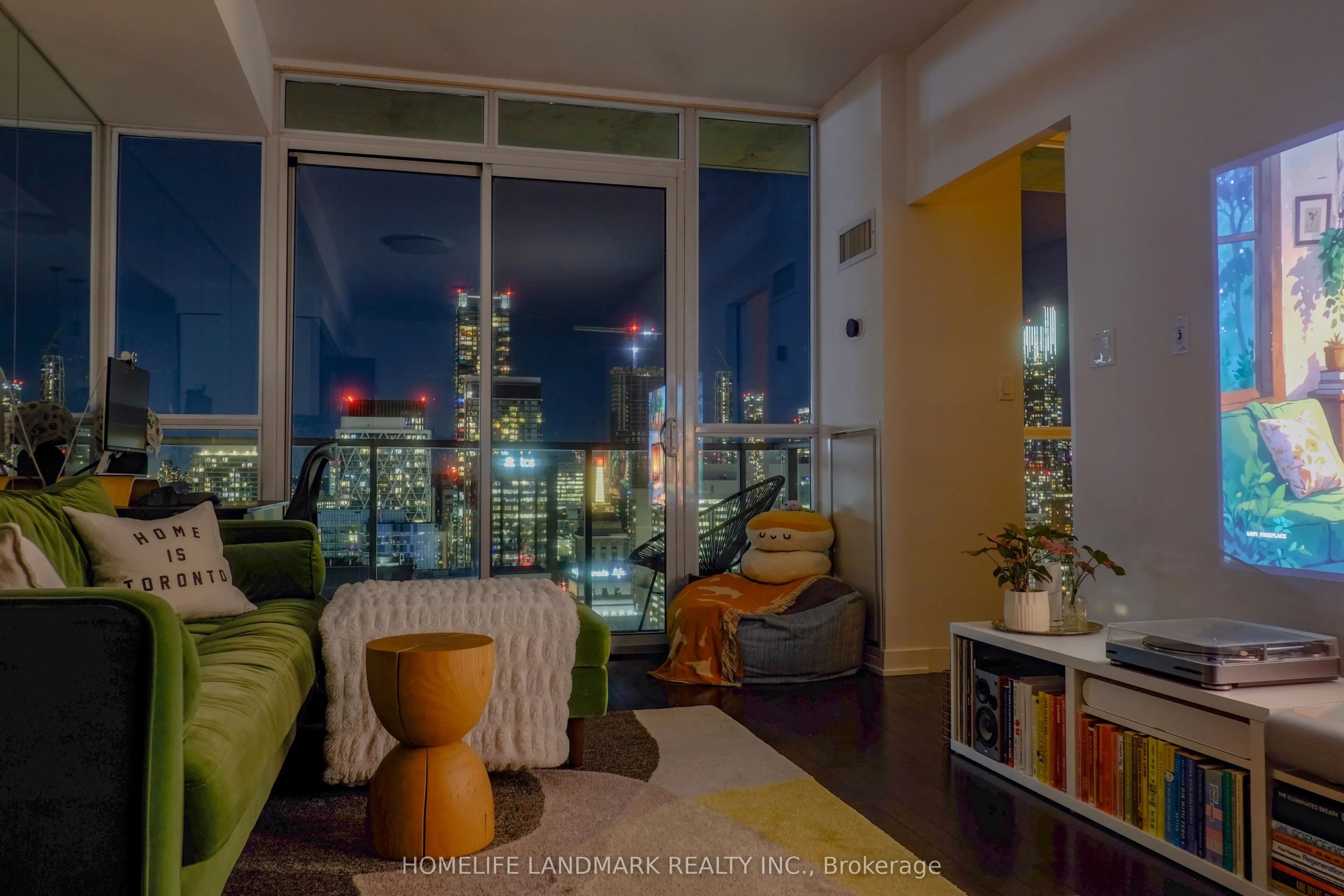 126 Simcoe Street #3306