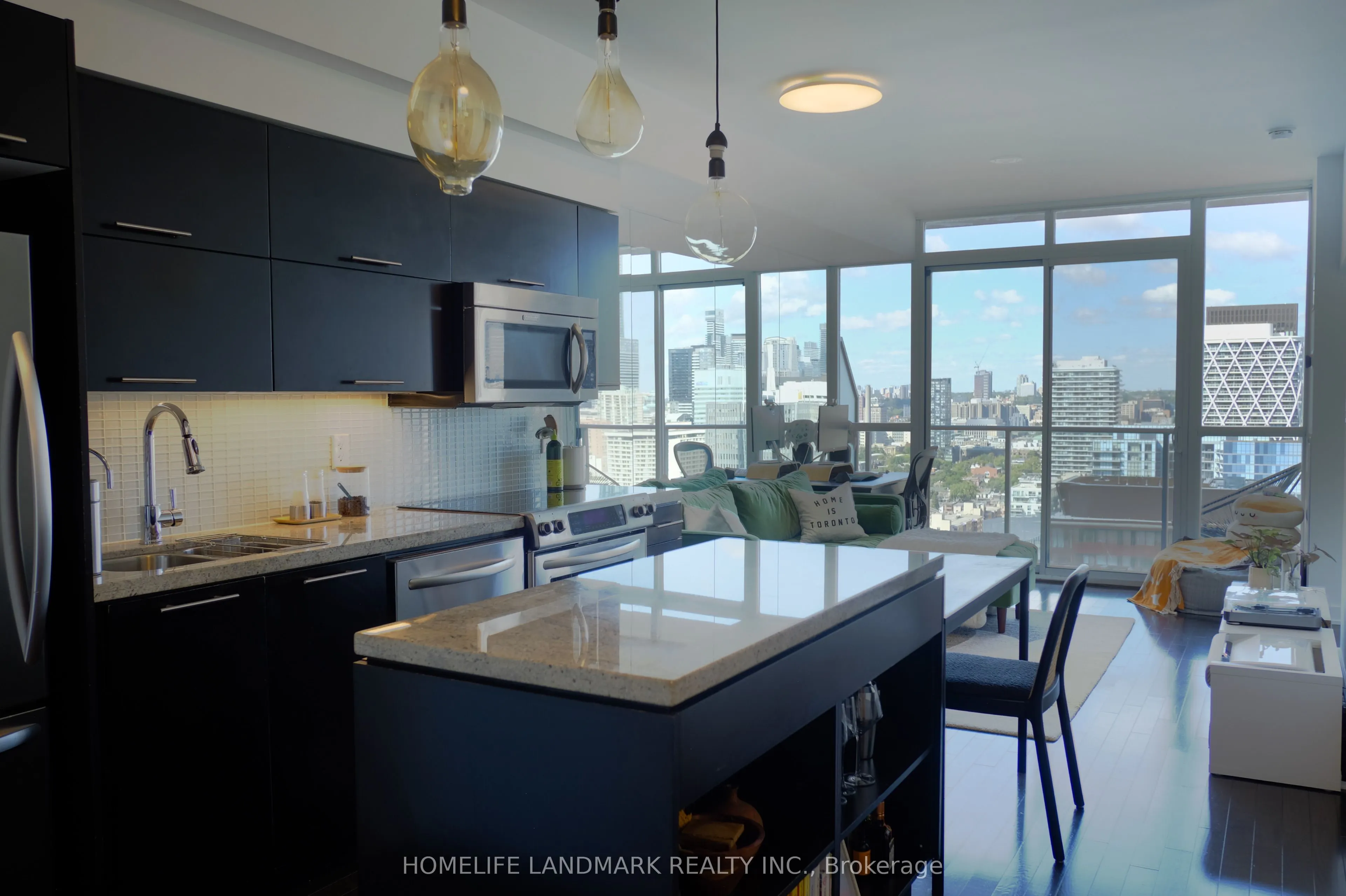 126 Simcoe Street #3306