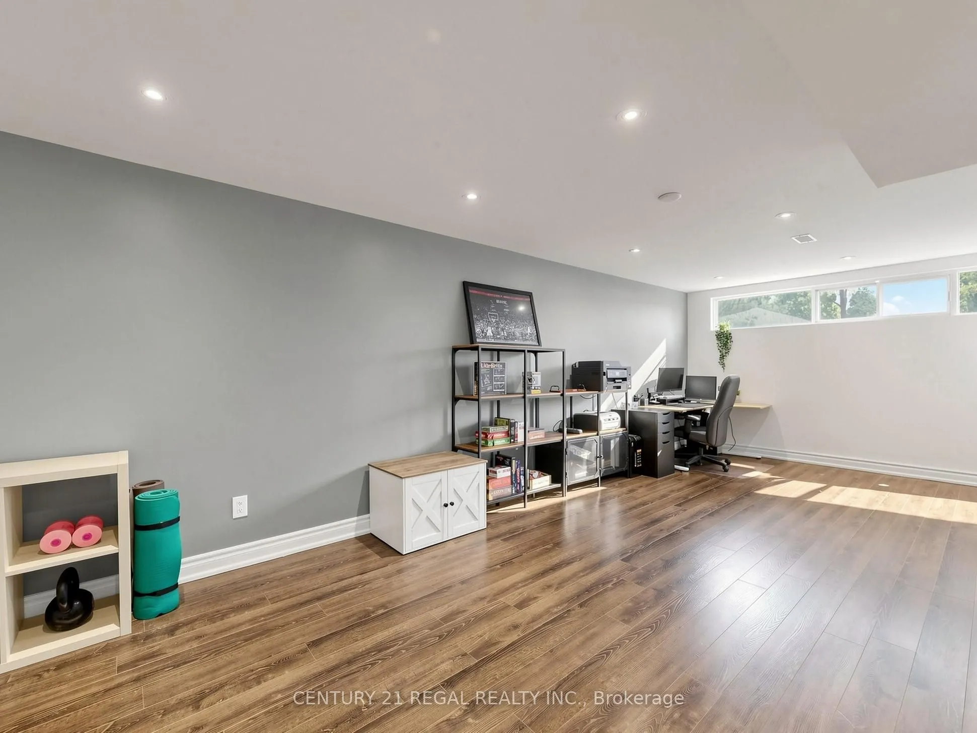 77 Billington Crescent