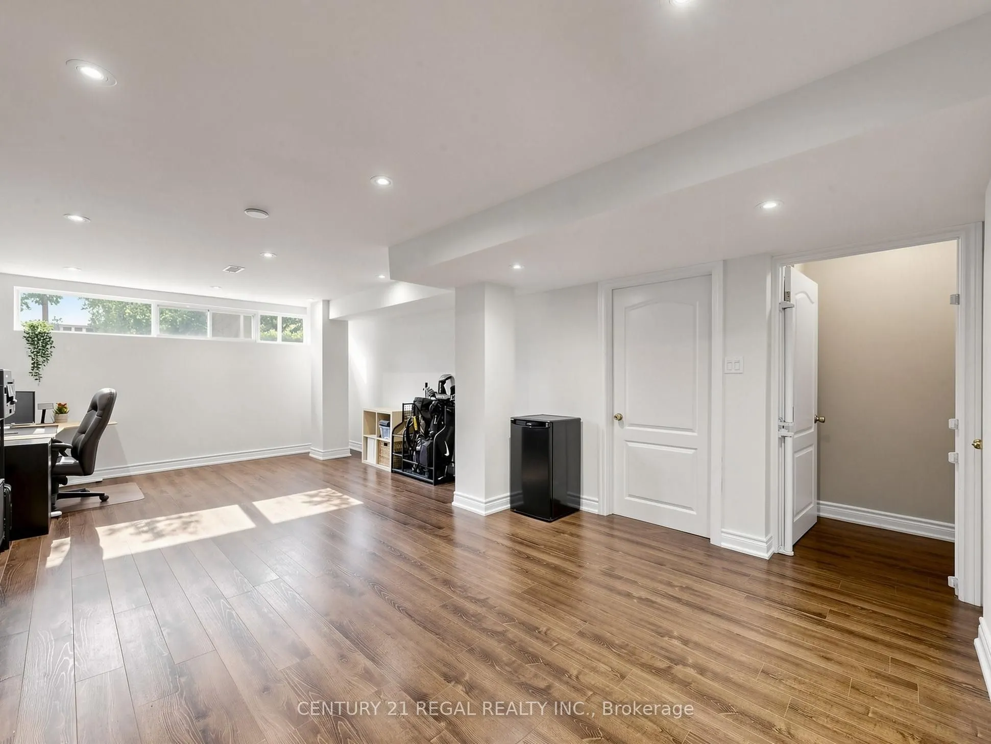 77 Billington Crescent