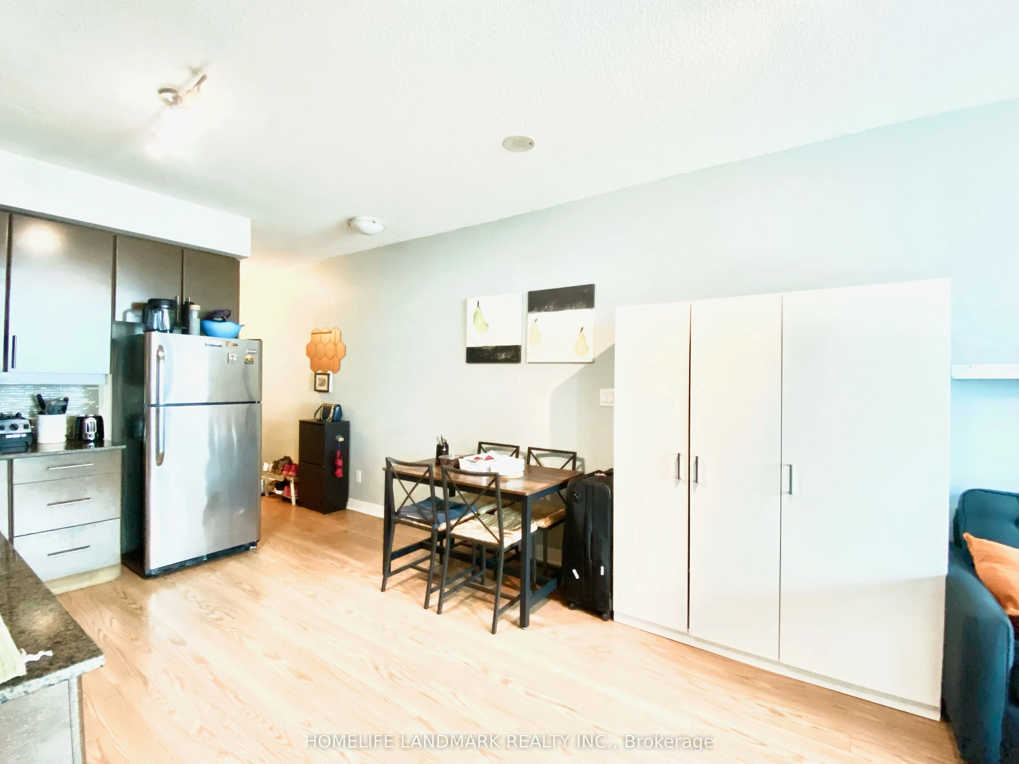 33 Bay Street #1911