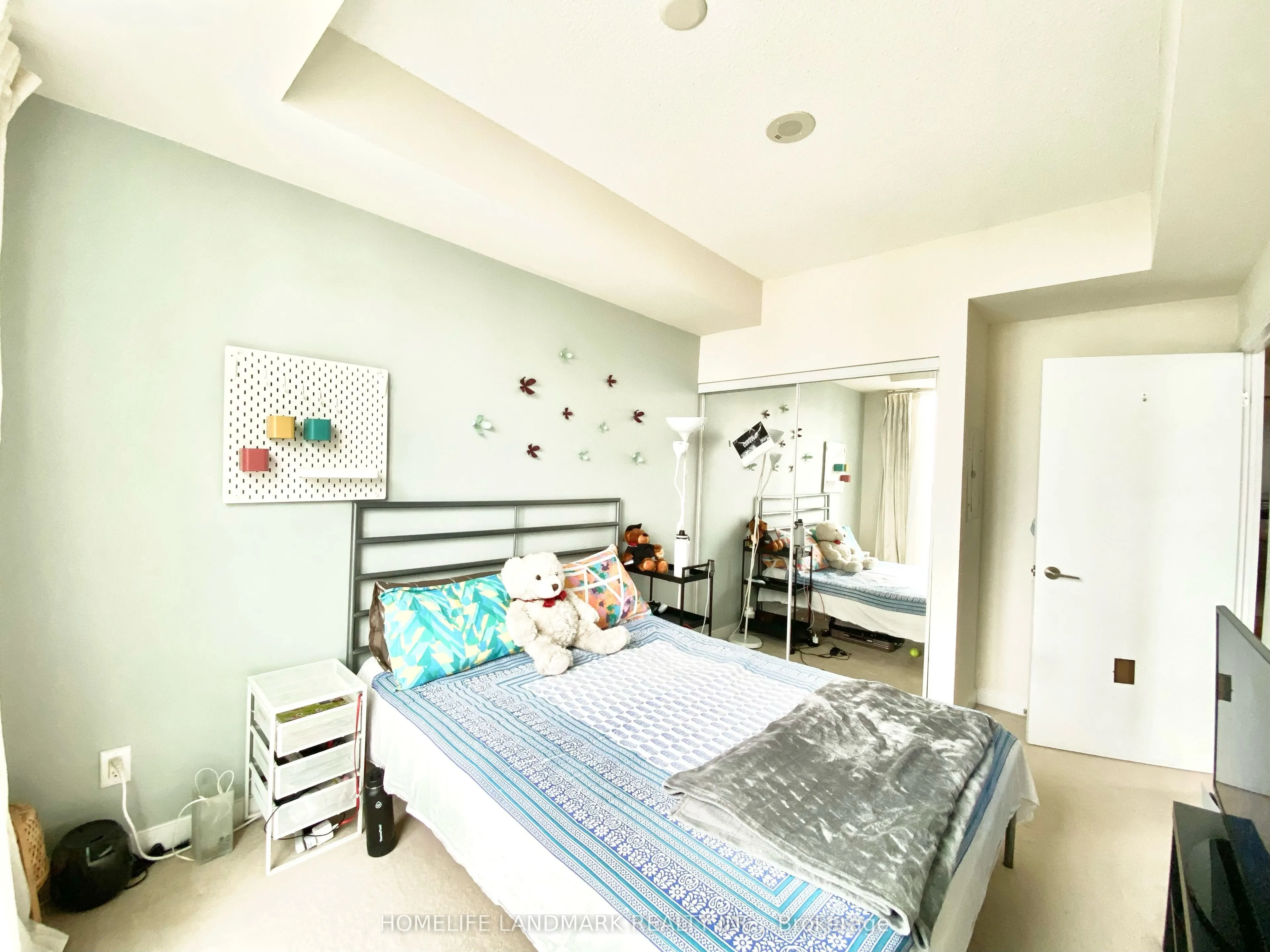 33 Bay Street #1911