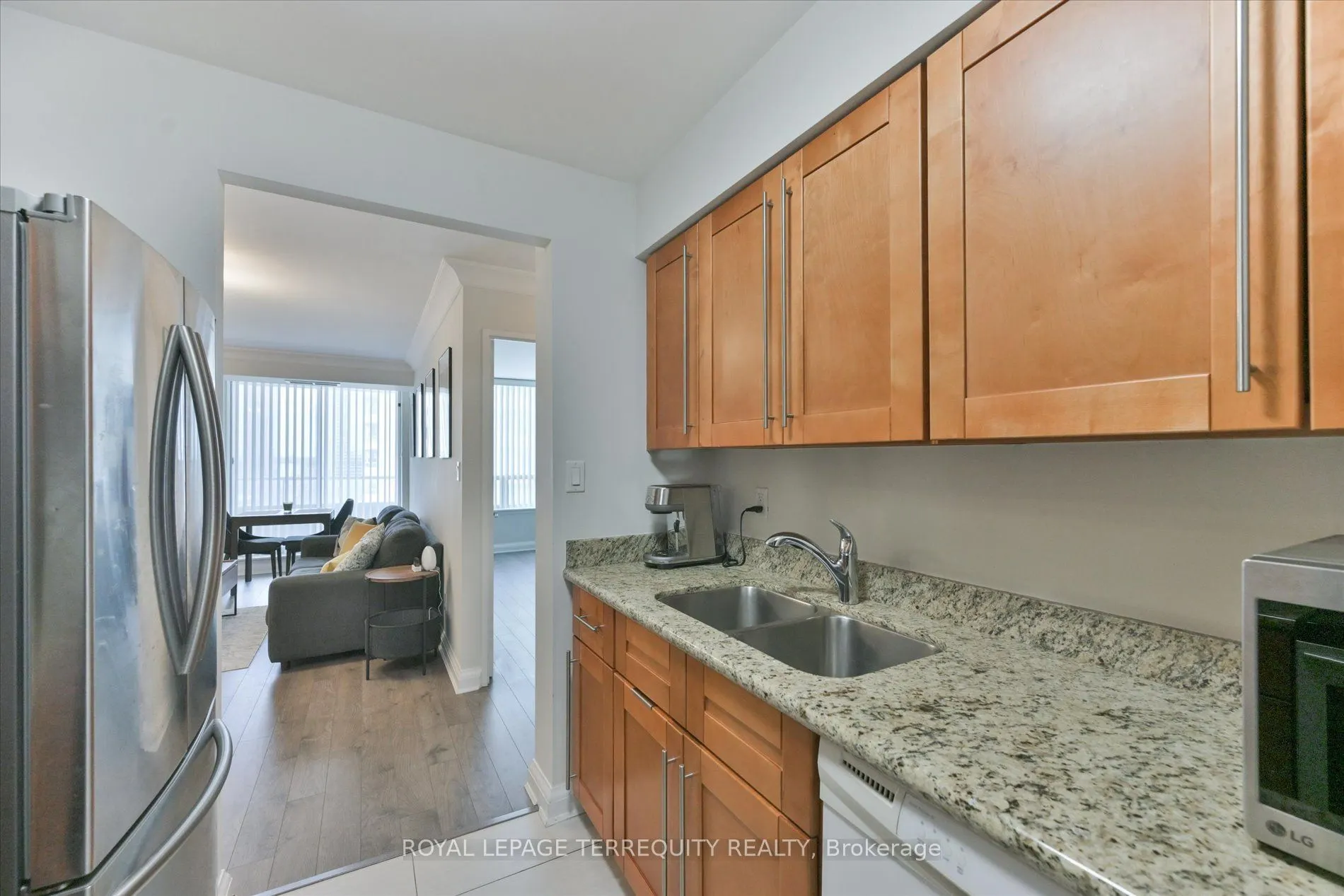 35 Empress Avenue #1508
