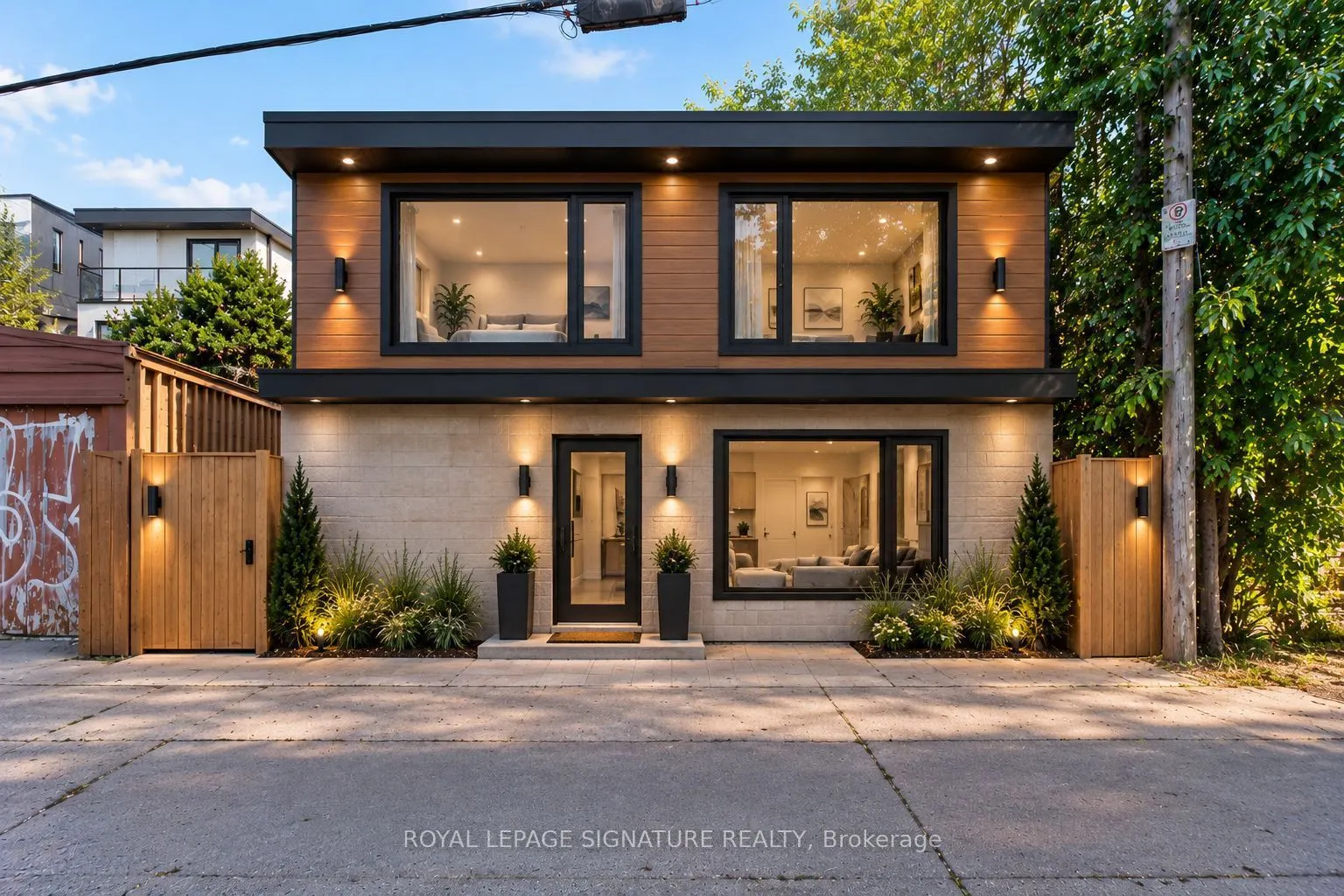 212 Lippincott Street