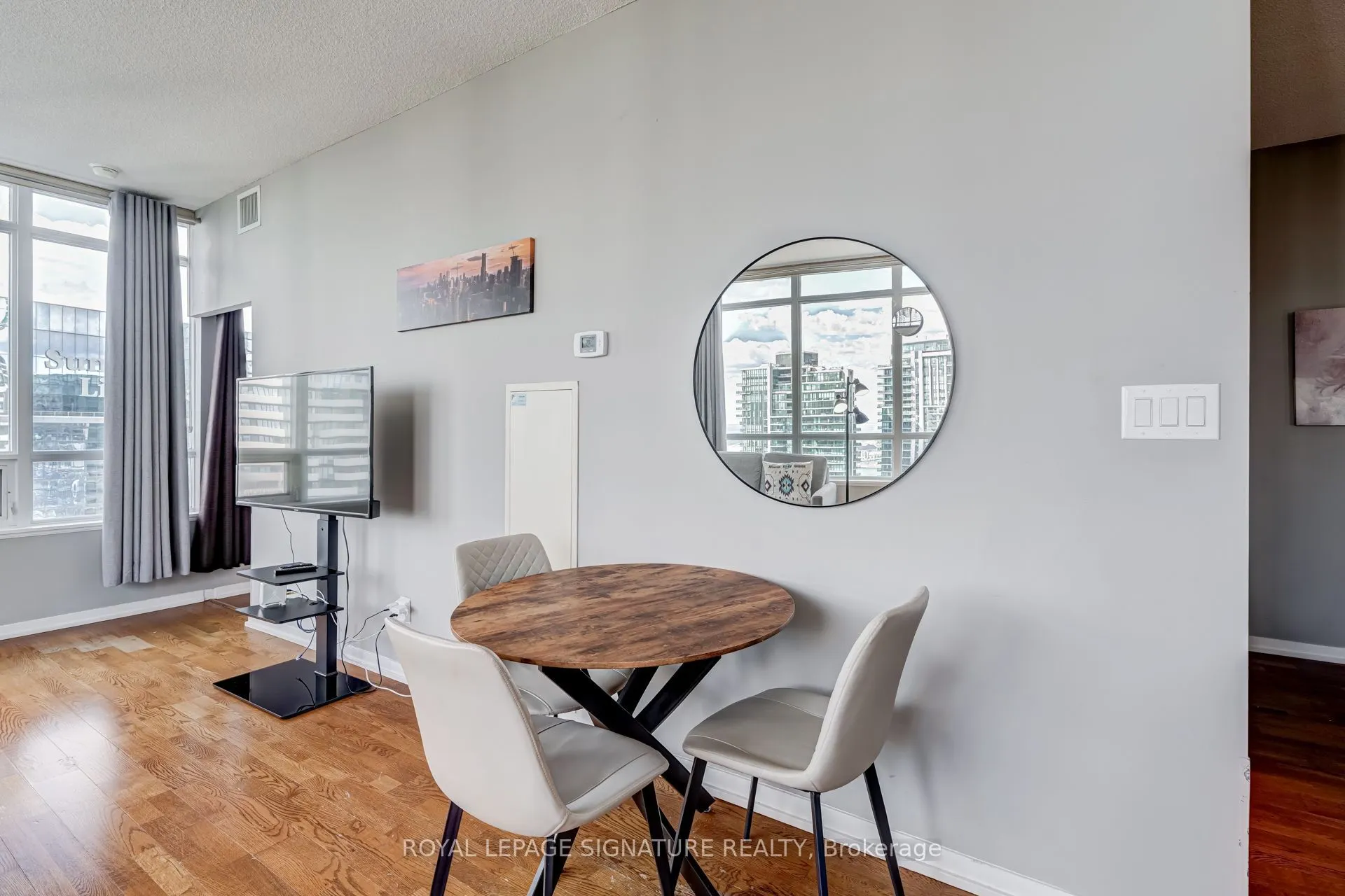65 Bremner Boulevard #4310