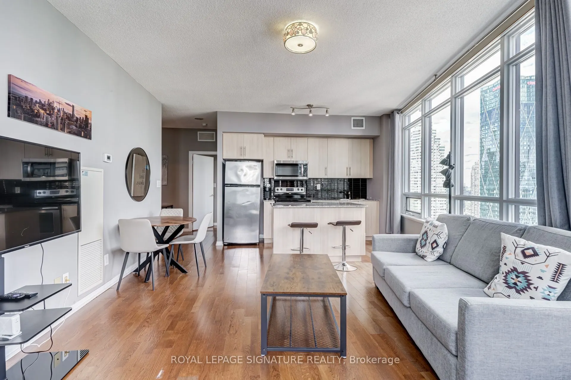 65 Bremner Boulevard #4310