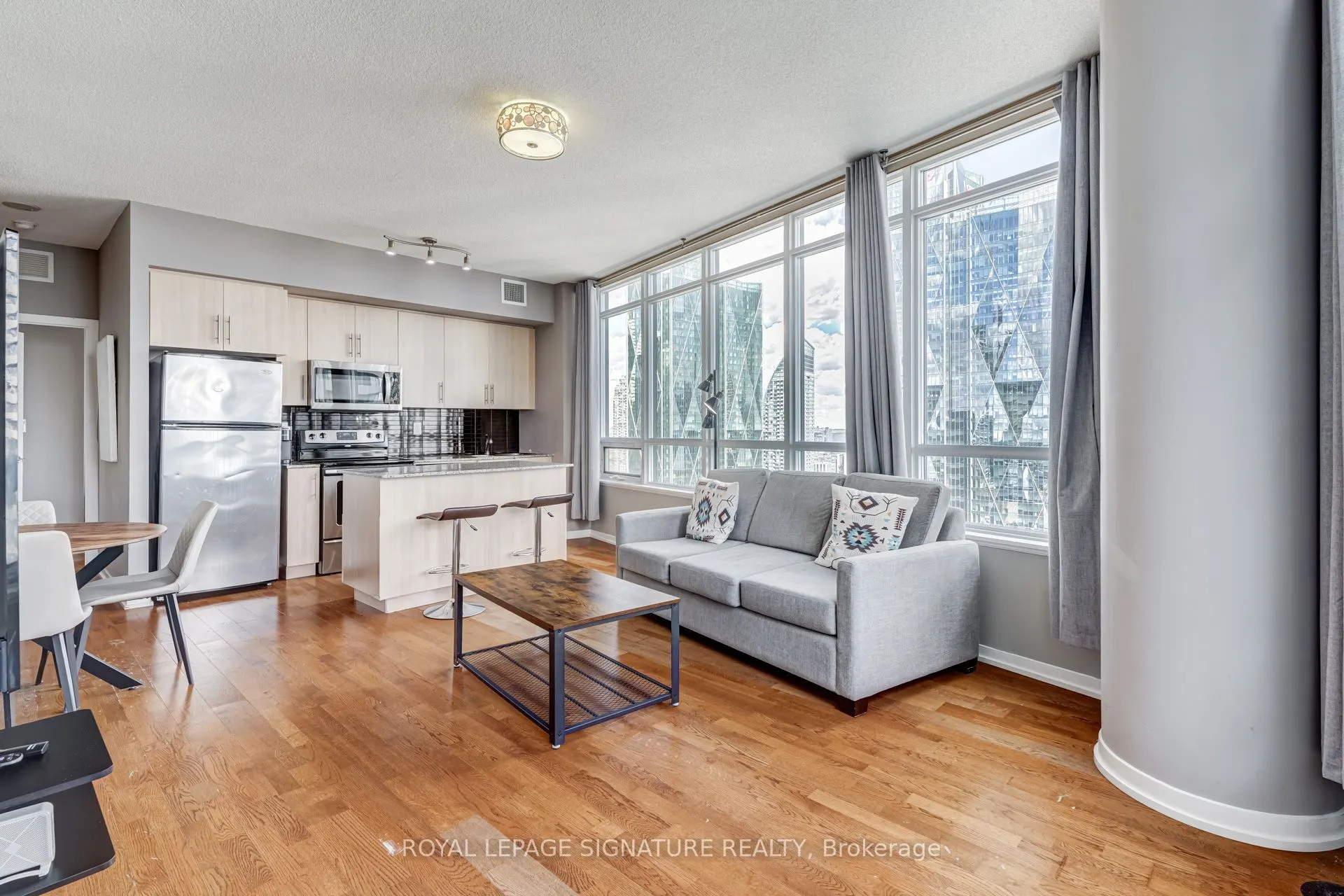 65 Bremner Boulevard #4310