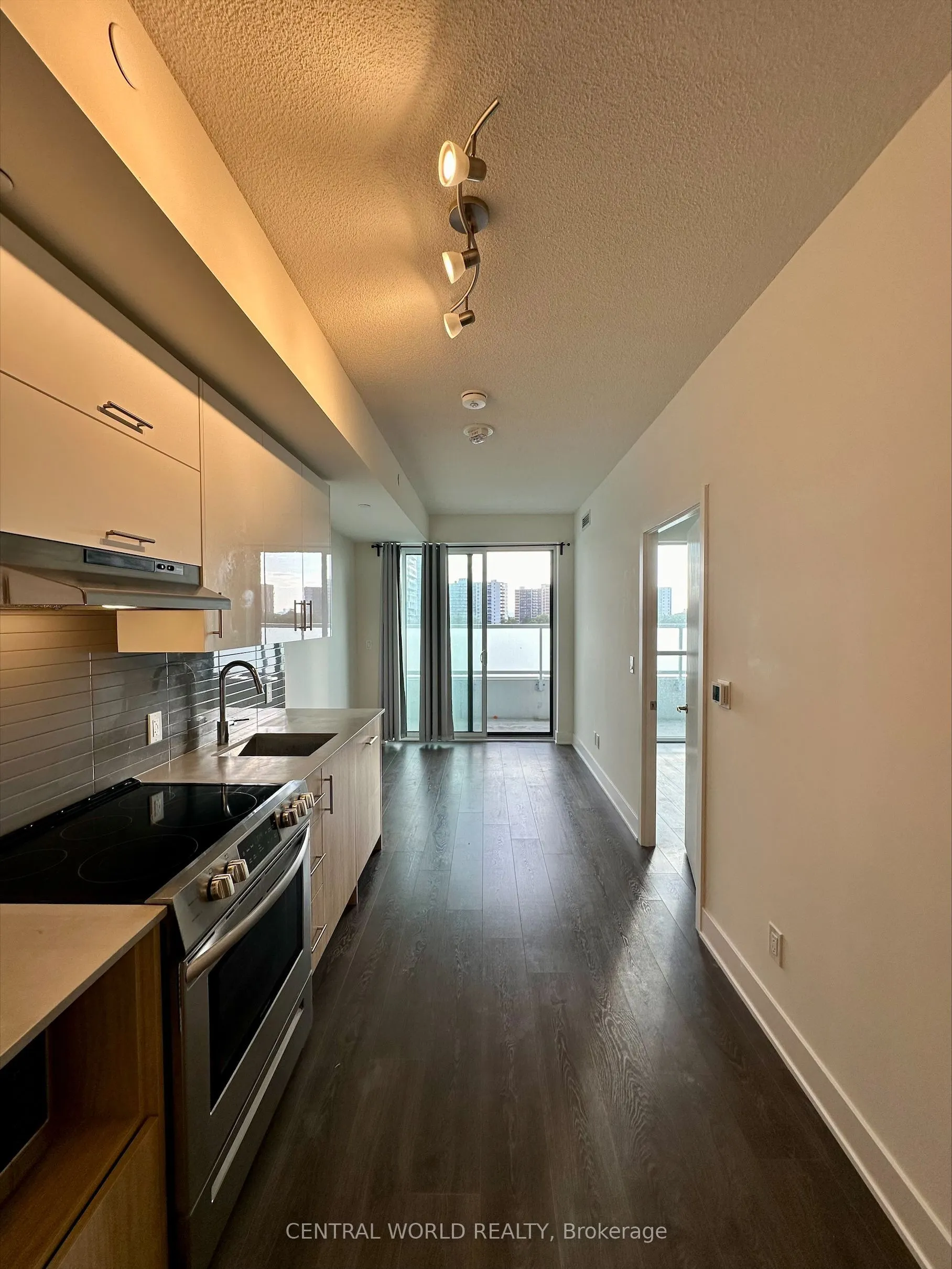 188 Fairview Mall Drive #611