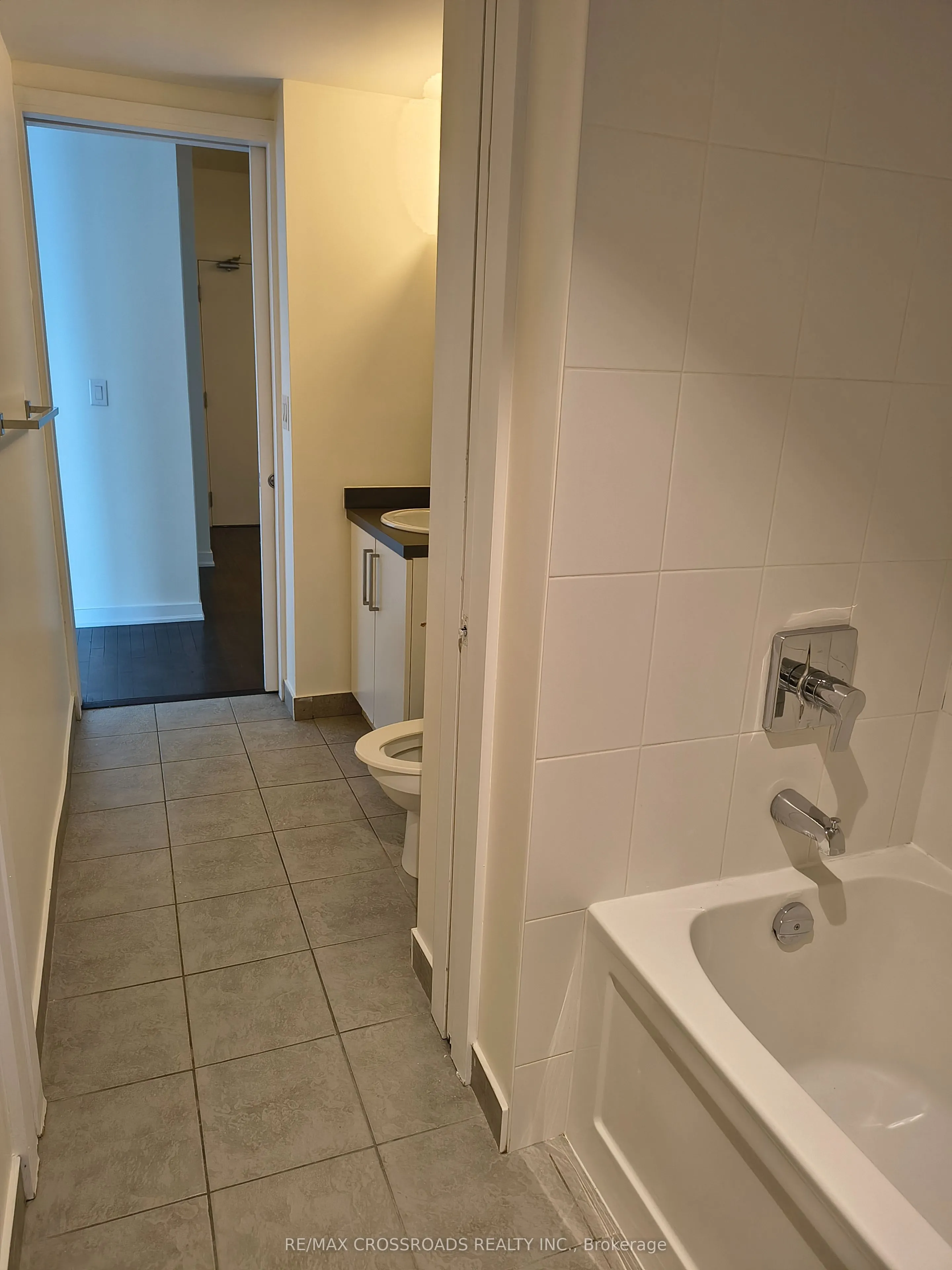 12 York Street #1104