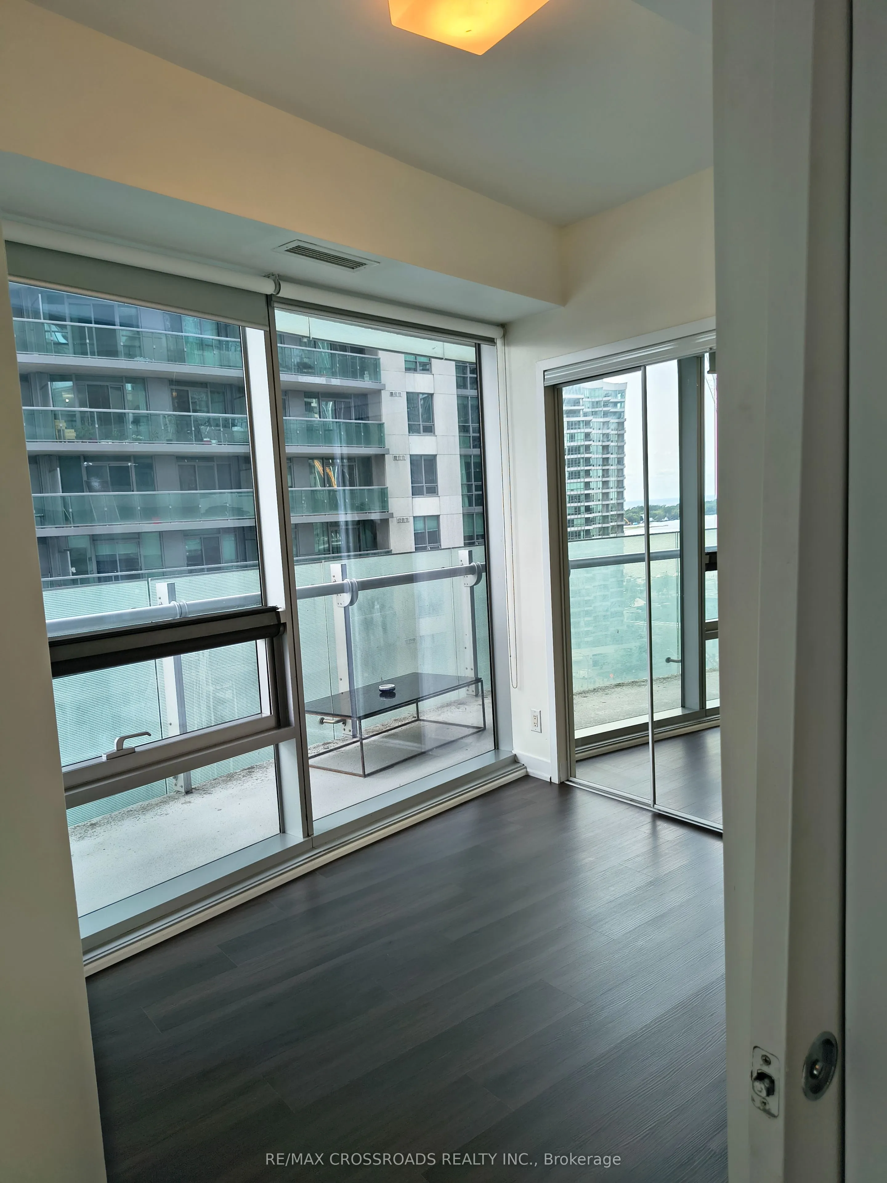 12 York Street #1104