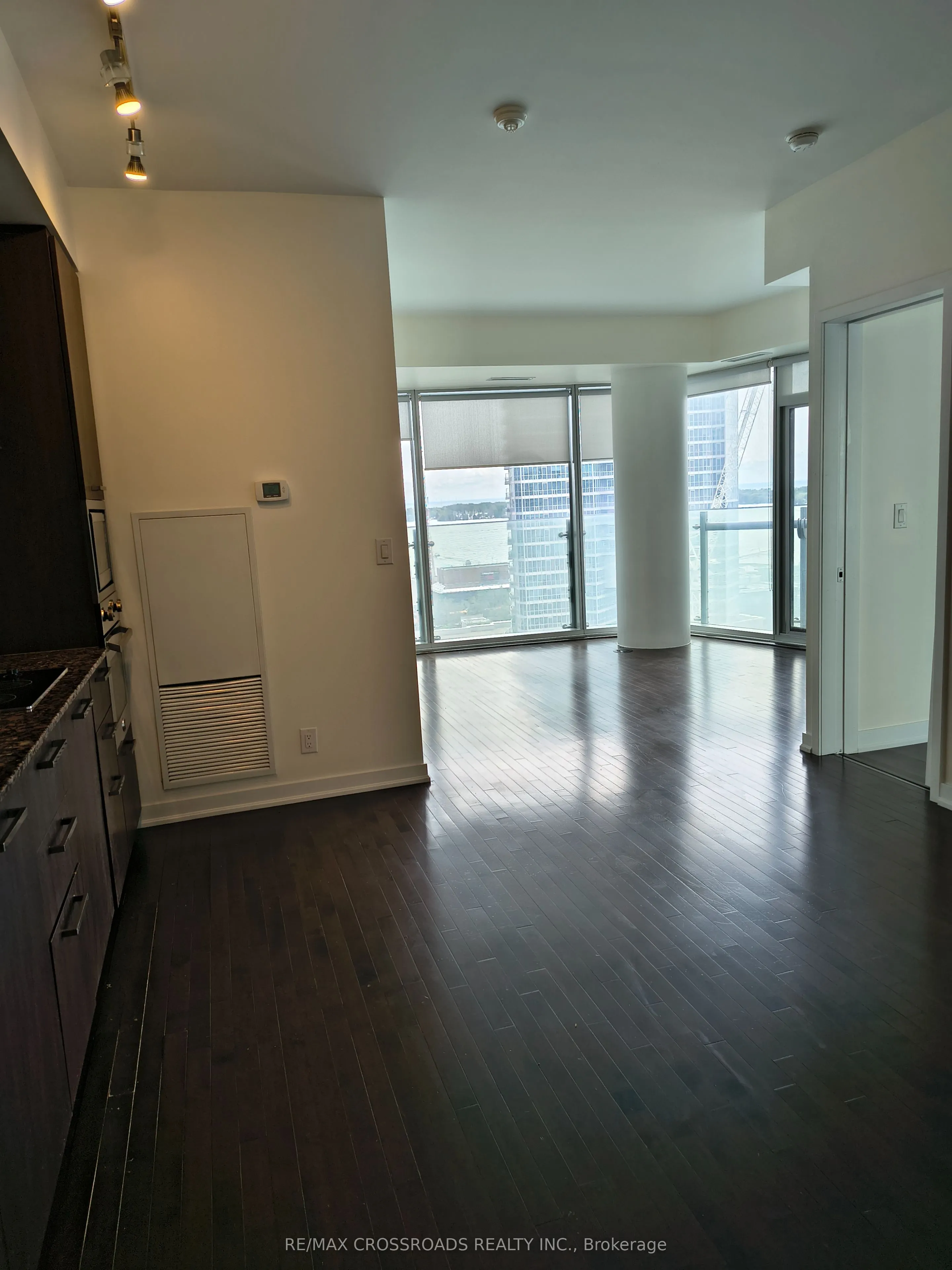 12 York Street #1104