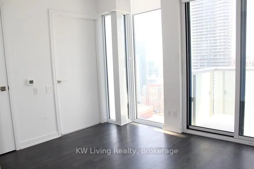 28 Wellesley Street E #3310