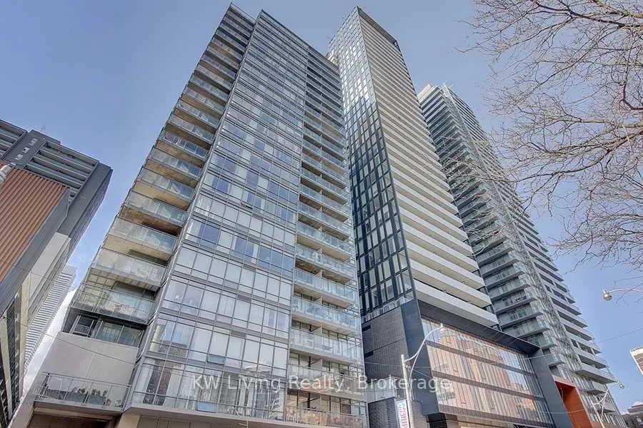 28 Wellesley Street E #3310
