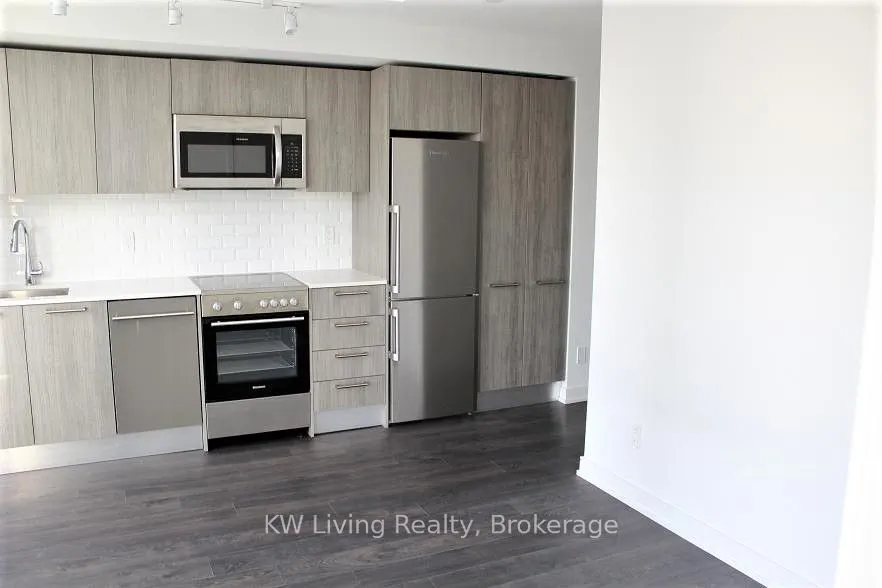 28 Wellesley Street E #3310