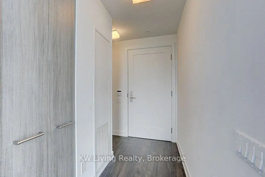 28 Wellesley Street E #3310