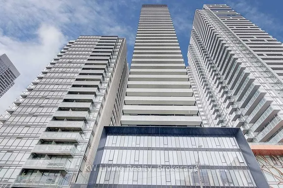 28 Wellesley Street E #3310