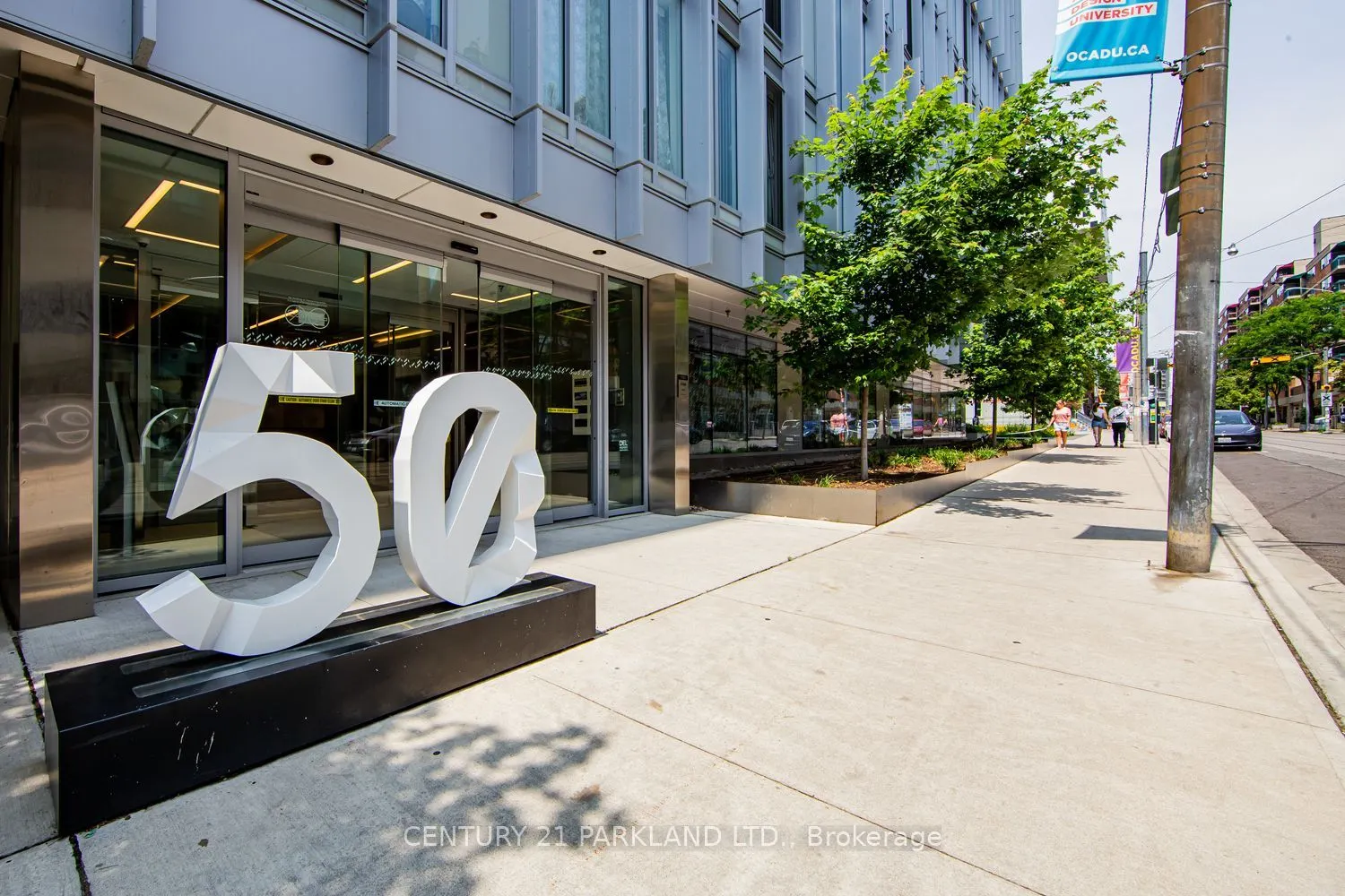 50 McCaul Street #607