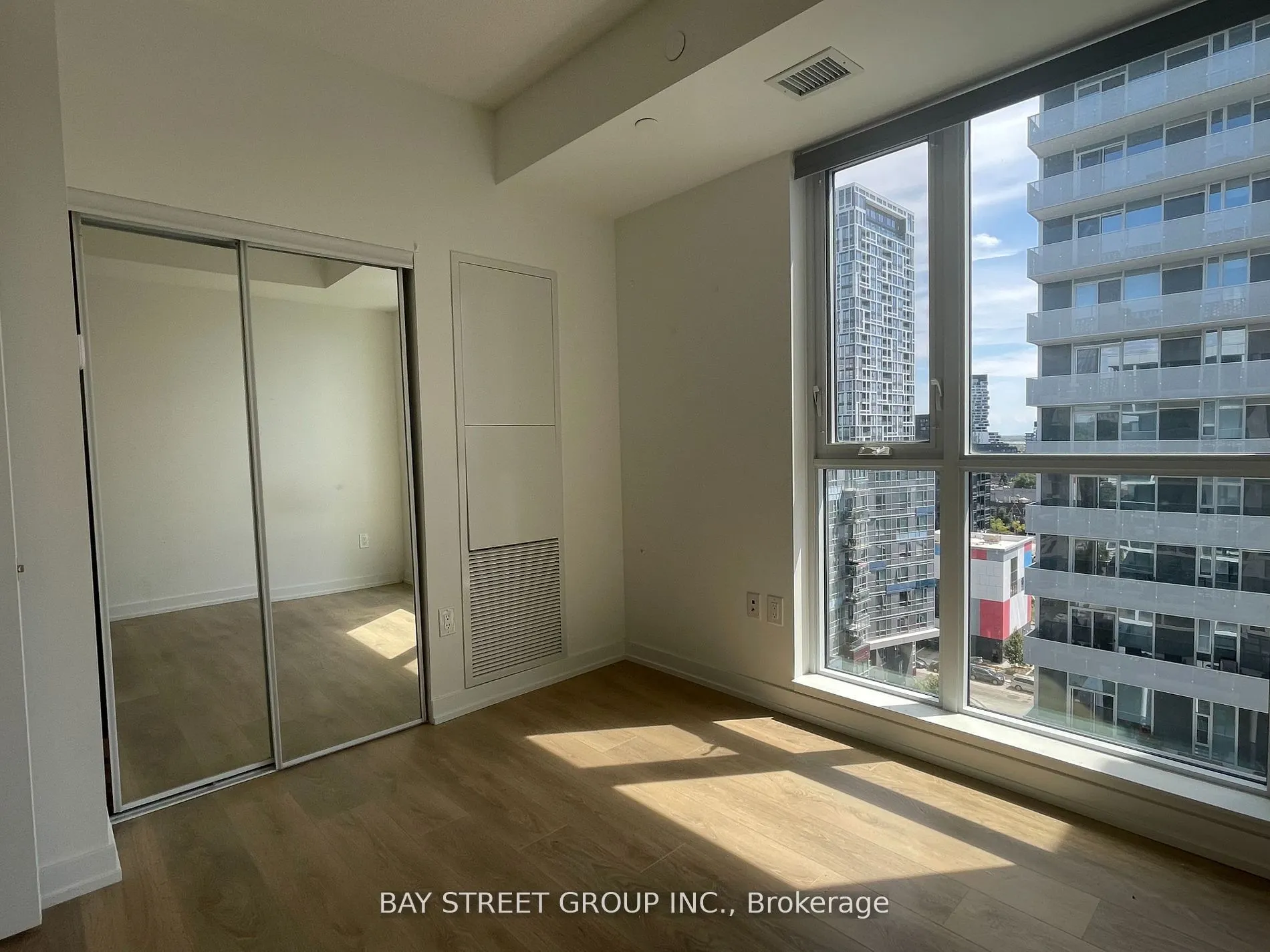 34 Tubman Avenue #1010