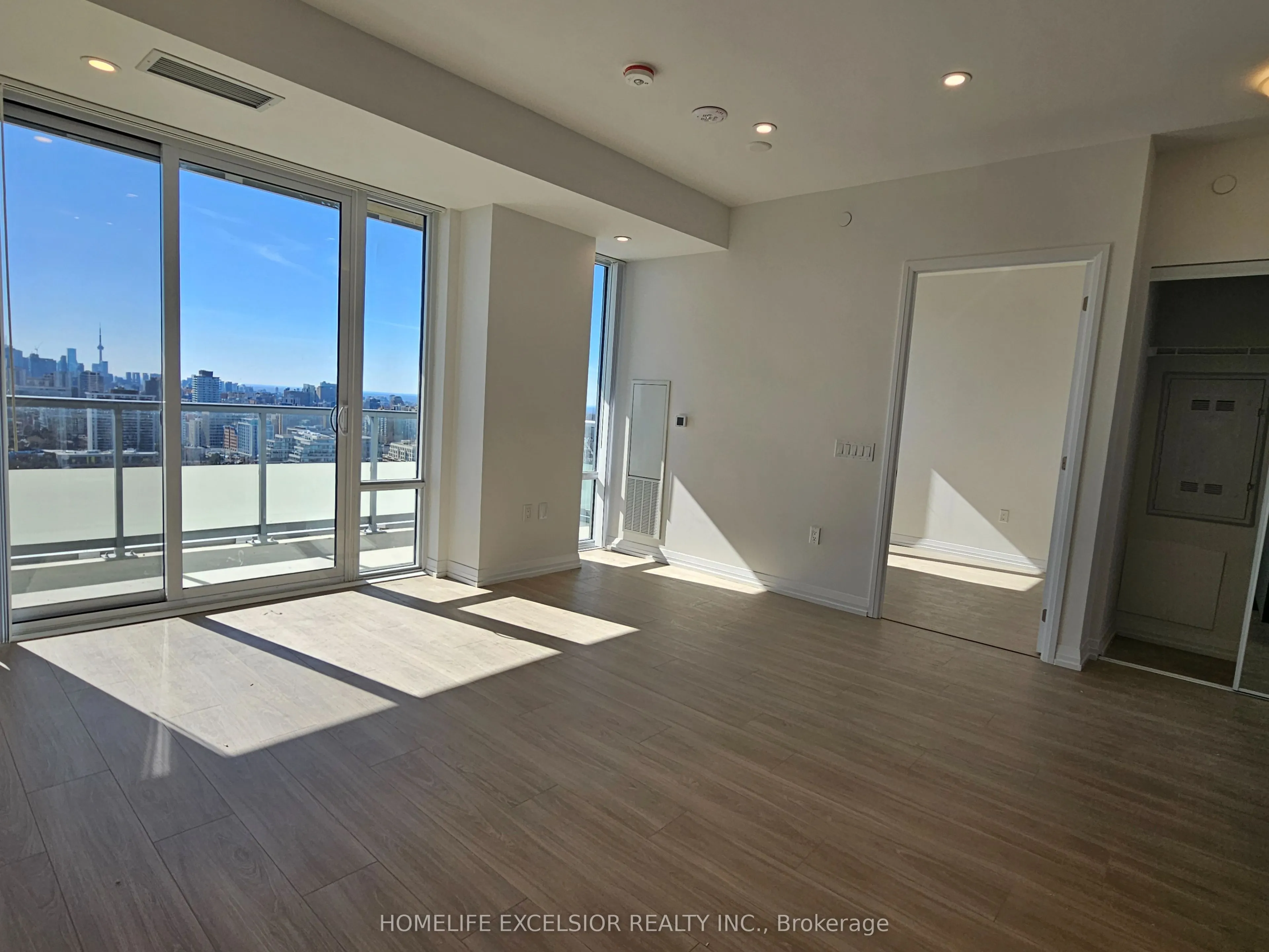 25 Holly Street #2808