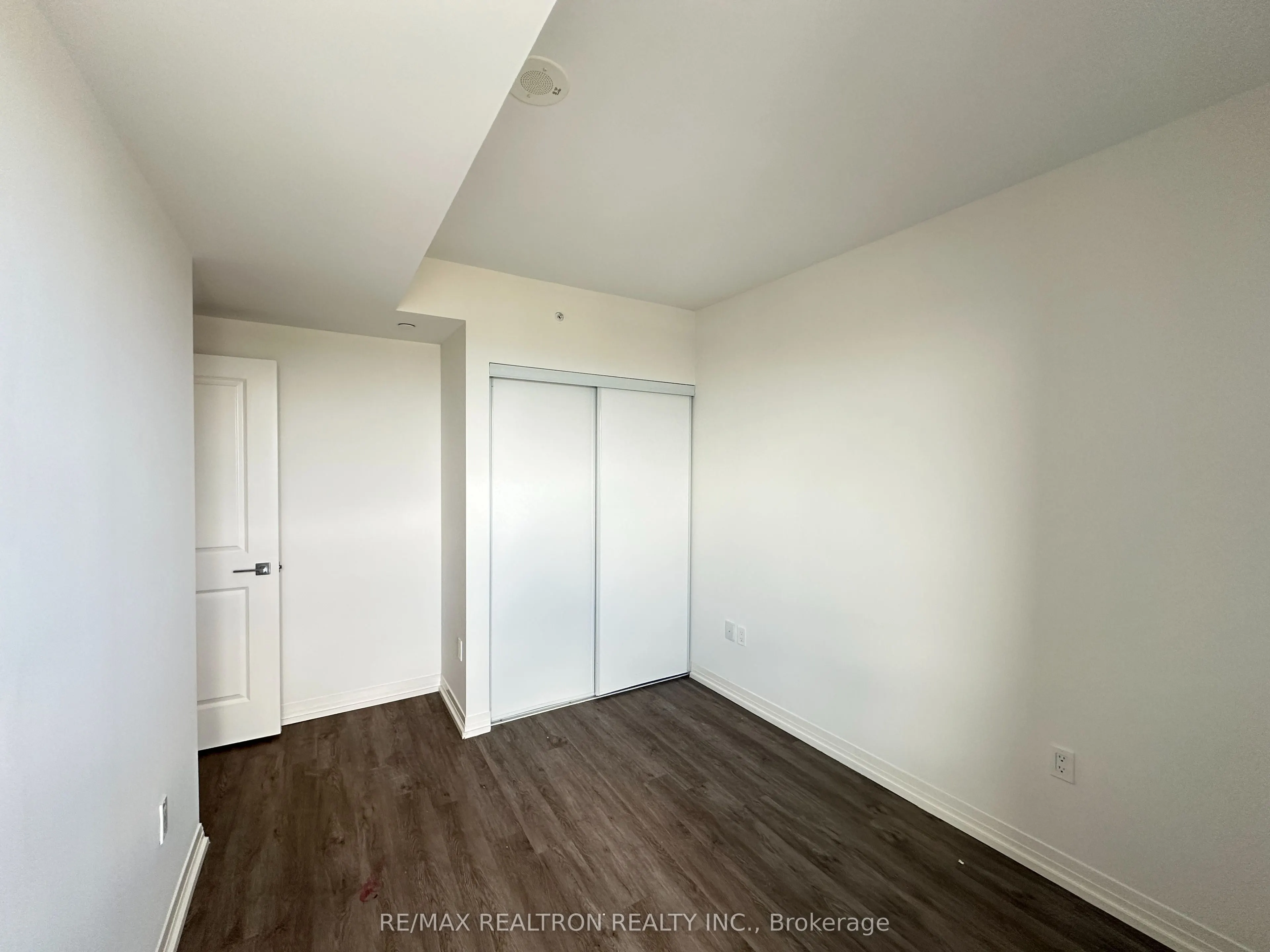 251 Jarvis Street #4513