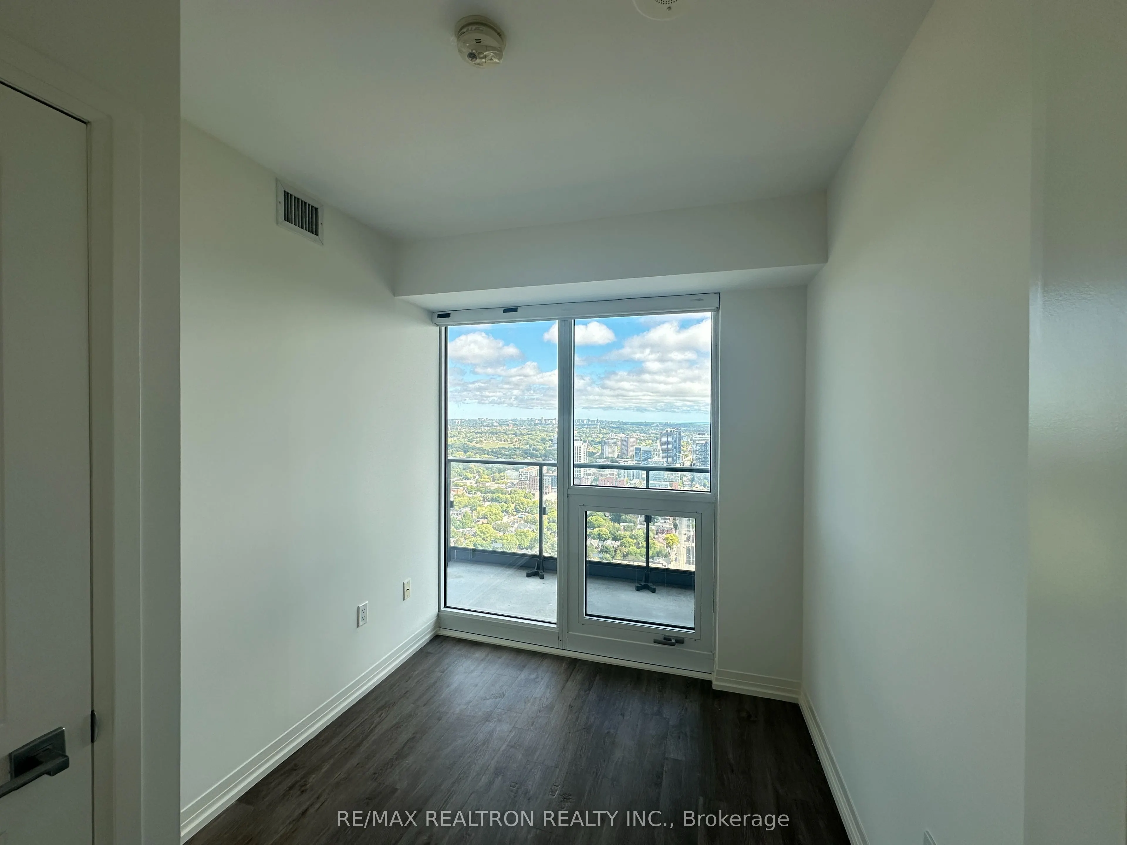 251 Jarvis Street #4513