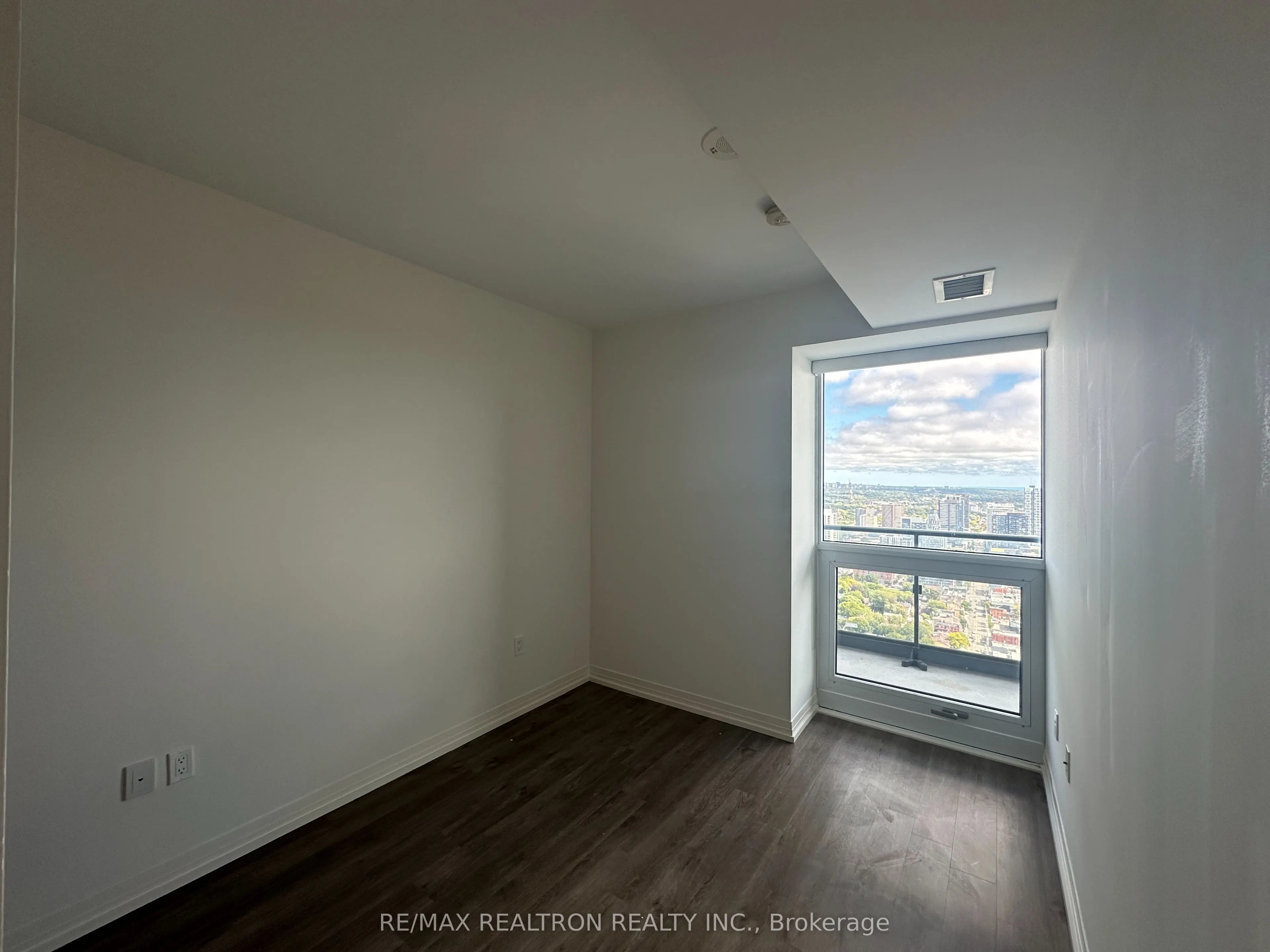 251 Jarvis Street #4513